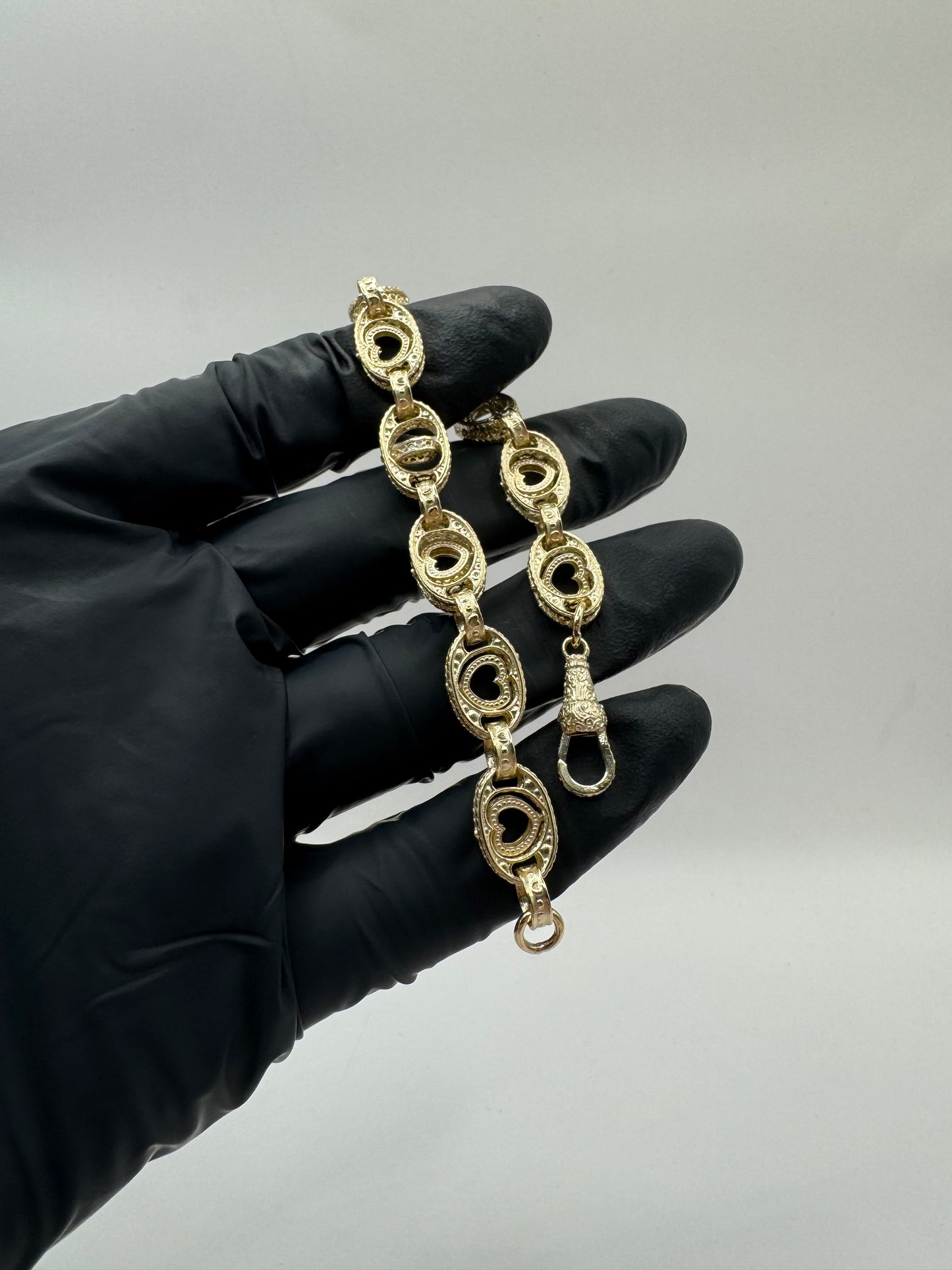9ct Gold Spinning Heart Bracelet
