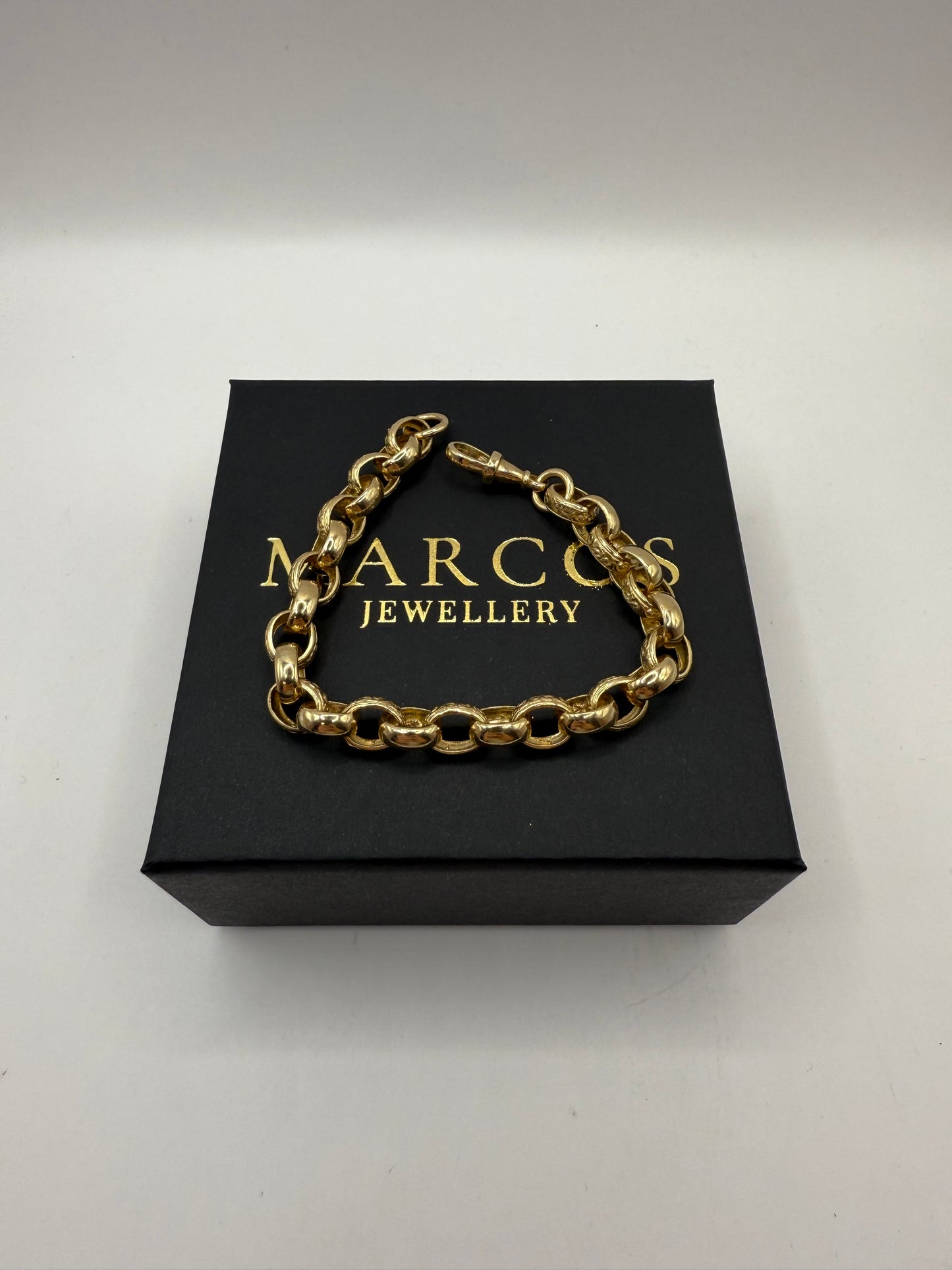 9ct Gold Belcher Bracelet 9" 9-10mm 21.95g