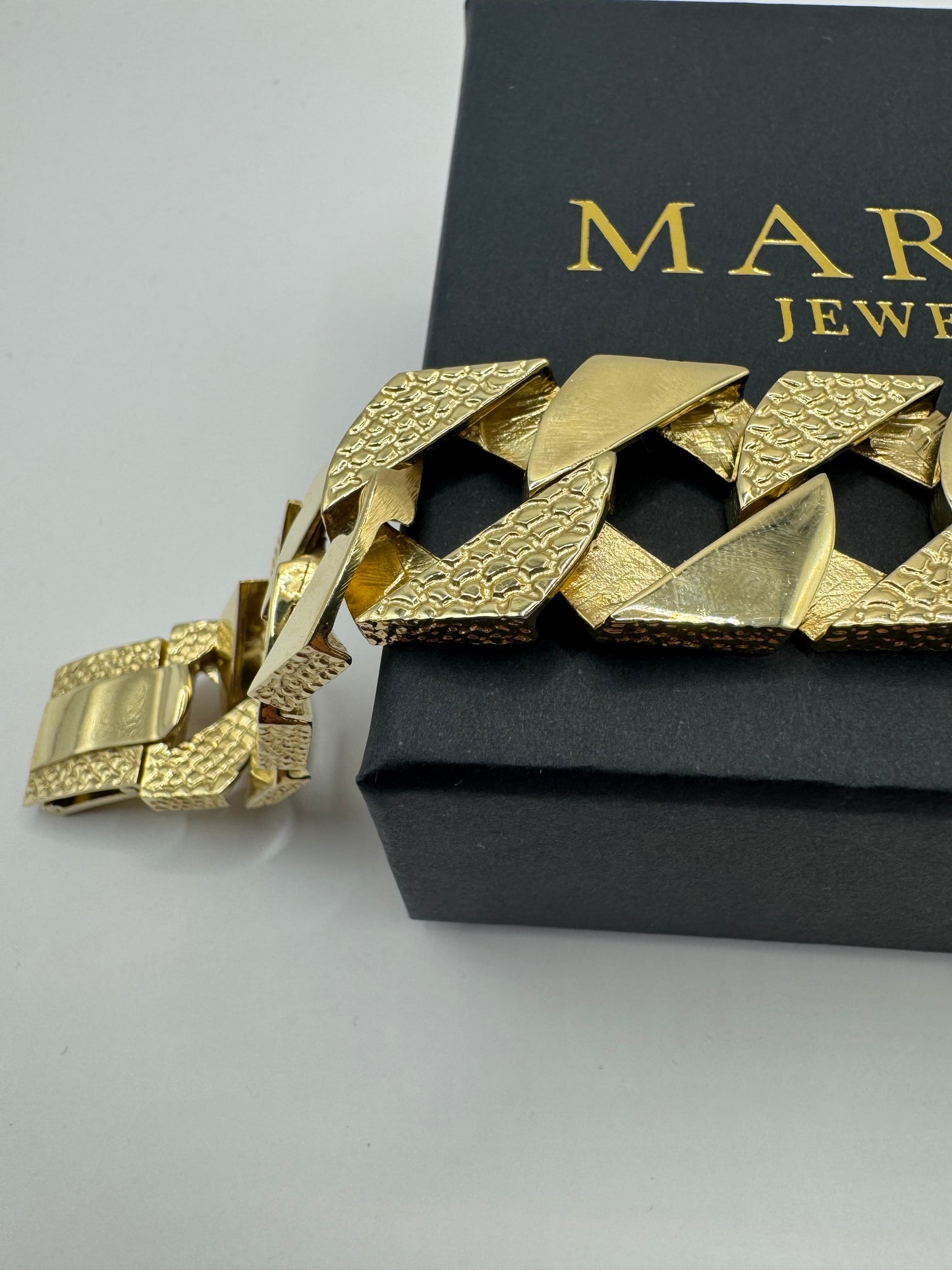 9ct Gold Chaps Bracelet