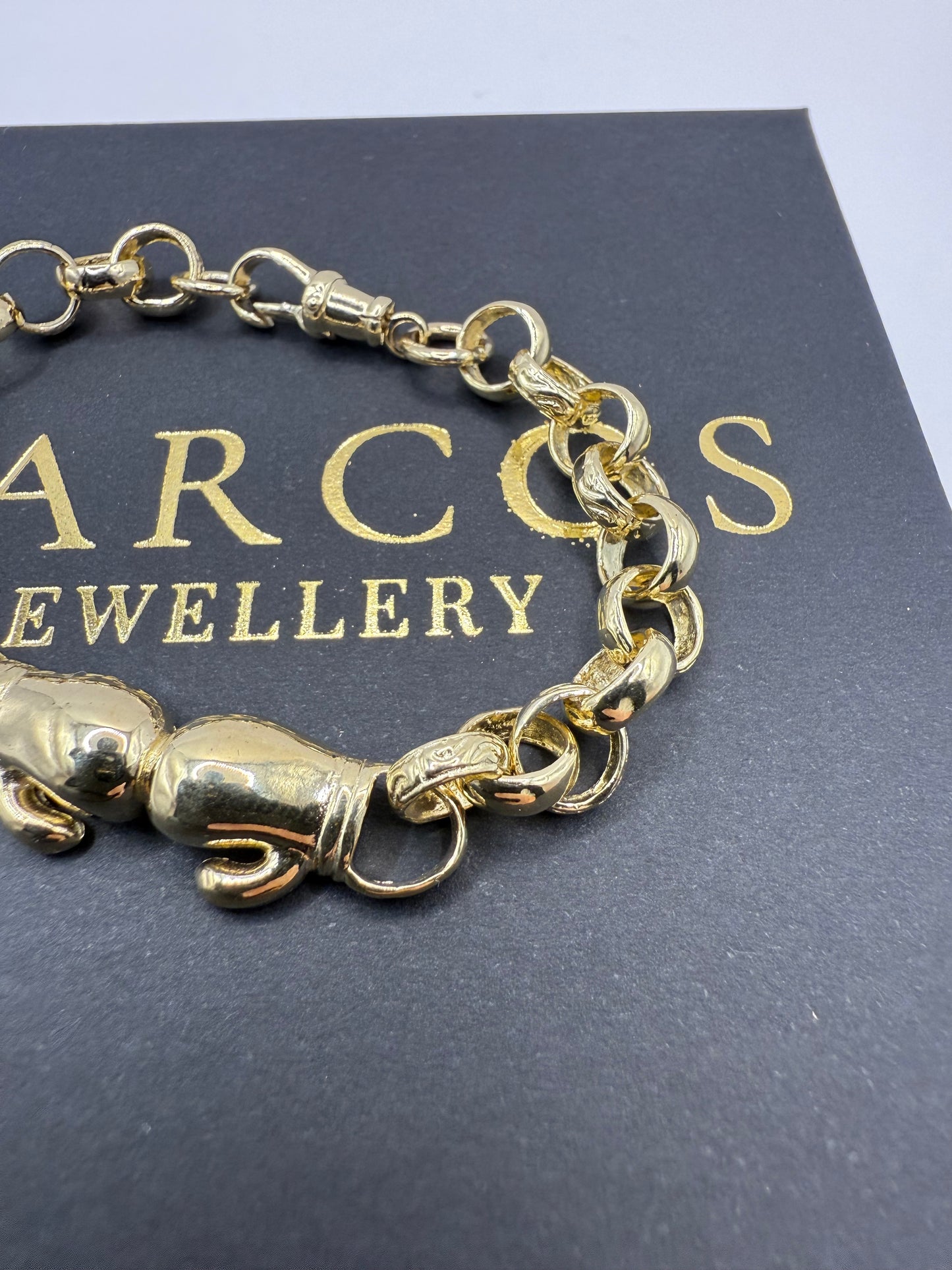 9ct Gold Belcher Boxing Gloves Bracelet 7" 7-10.5mm 11.4g