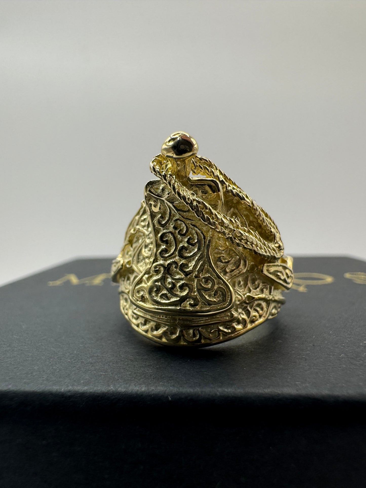 9ct Solid Gold Saddle Ring