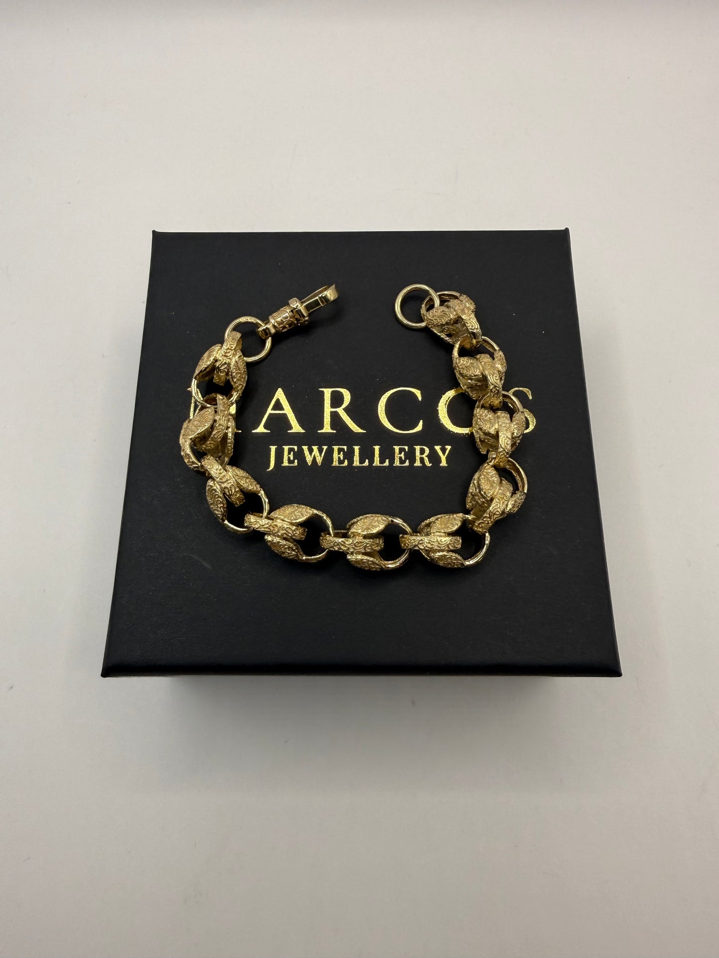 9ct Gold Tulip Bracelet 7.85" 11mm 28.44g