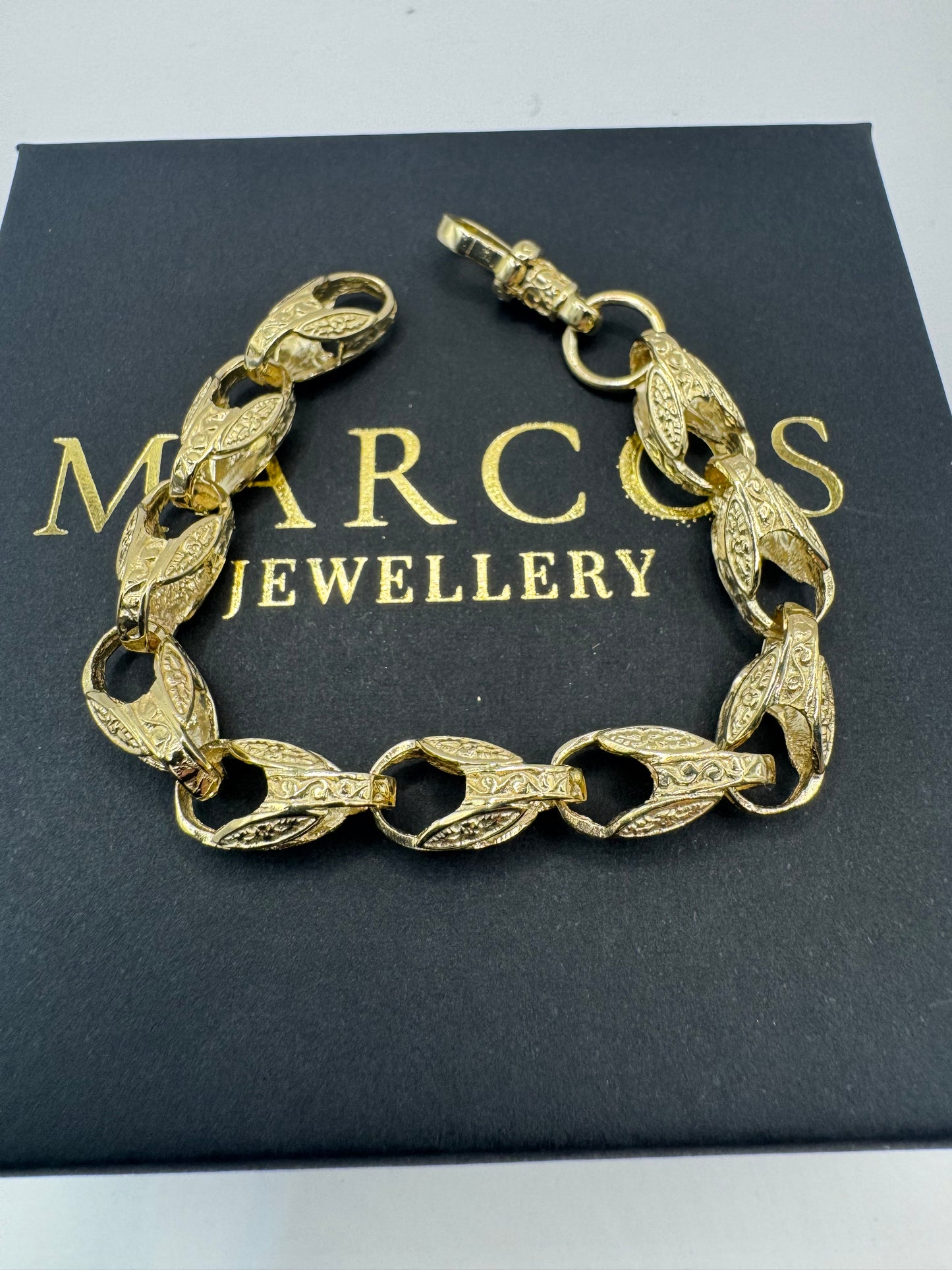 9ct Solid Gold Tulip Bracelet 7" 8mm 15.88g