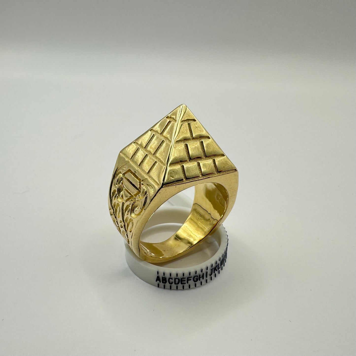 9ct Solid Gold Pyramid Ring