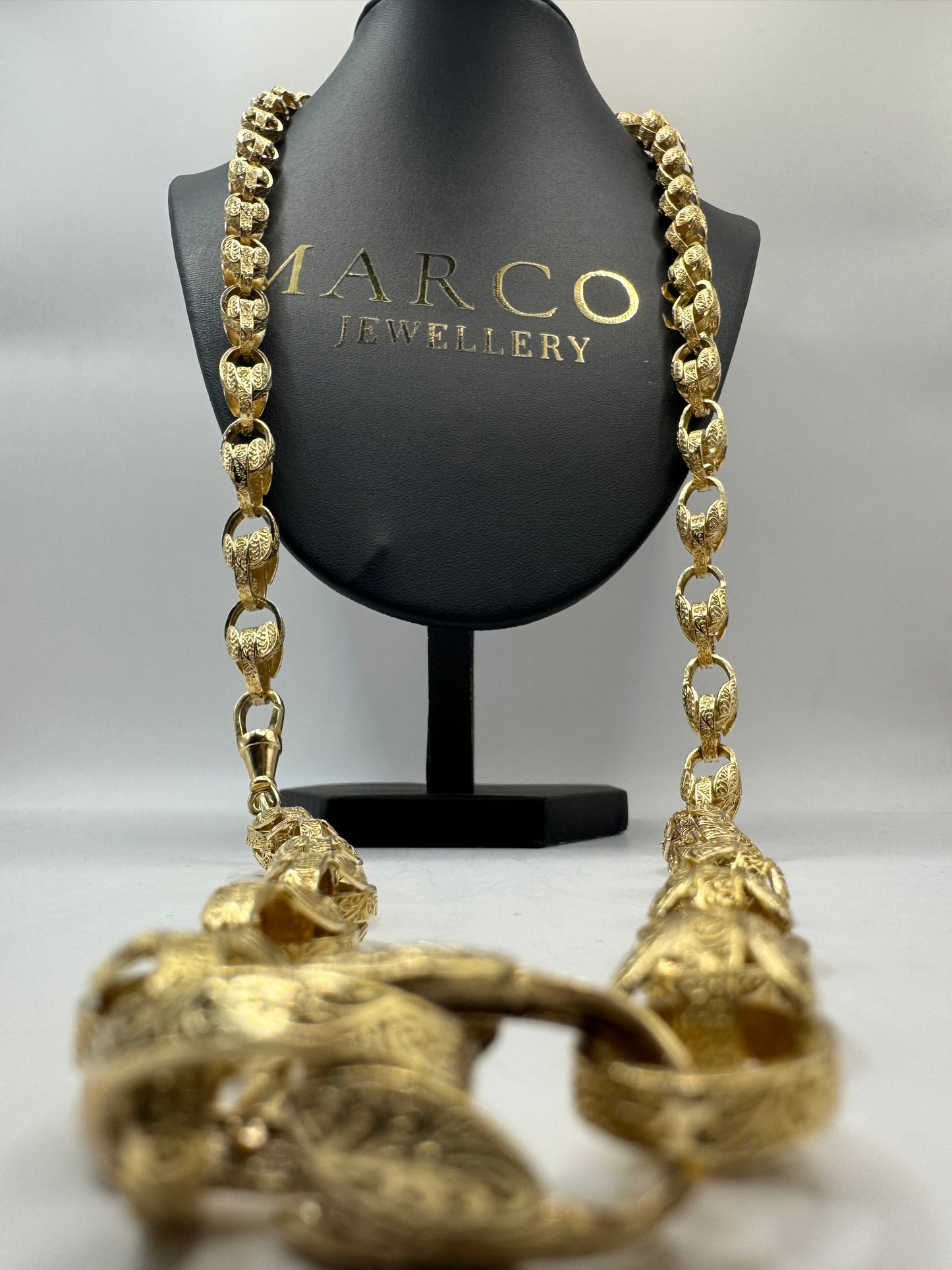 9ct Gold Tulip Chain 35” 10.5mm 96.5g