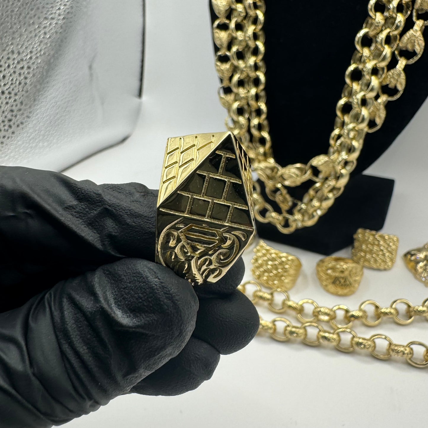 9ct Solid Gold Pyramid Ring