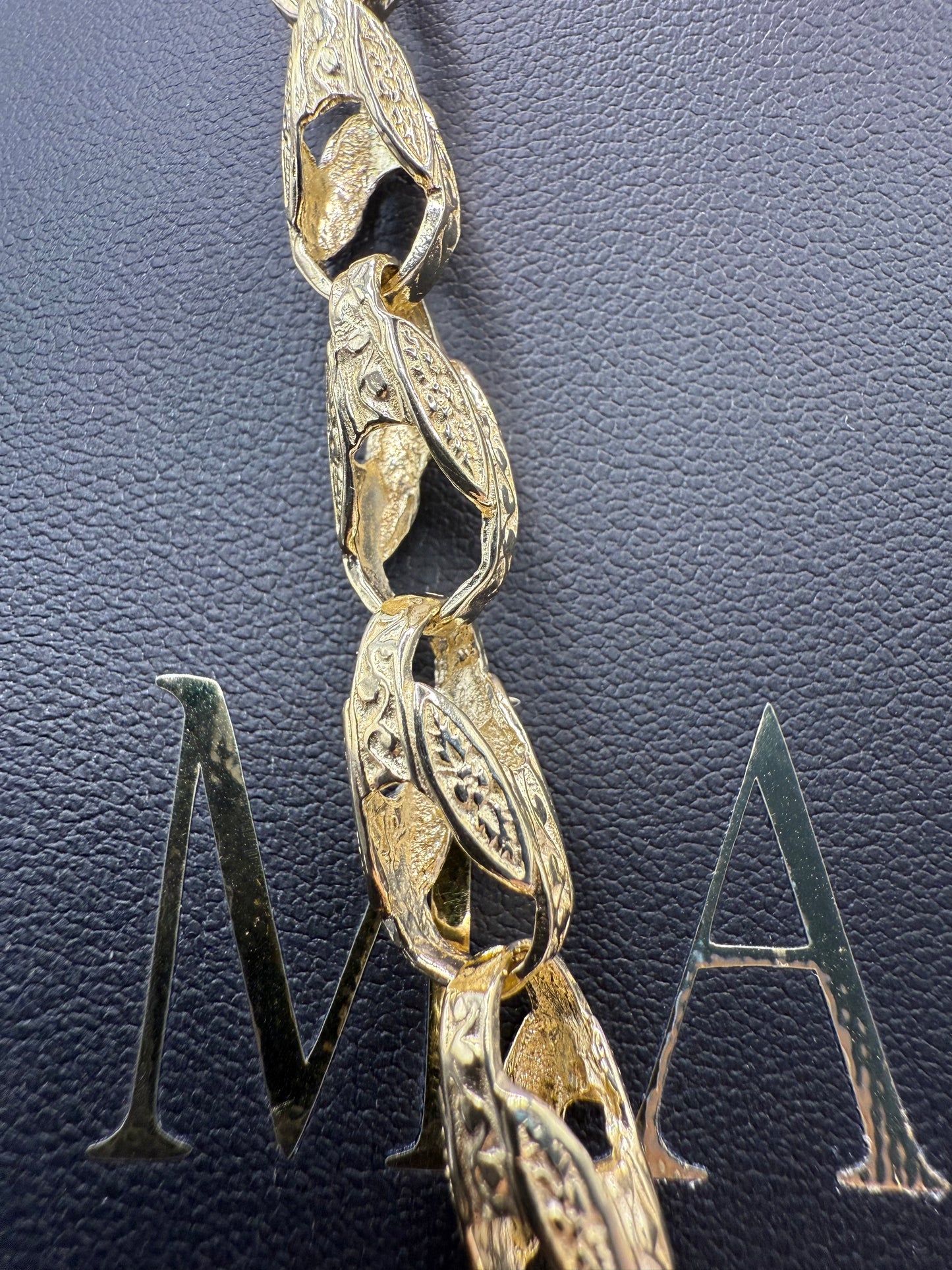9ct Gold Tulip Chain 22.5” 8mm 50.4g