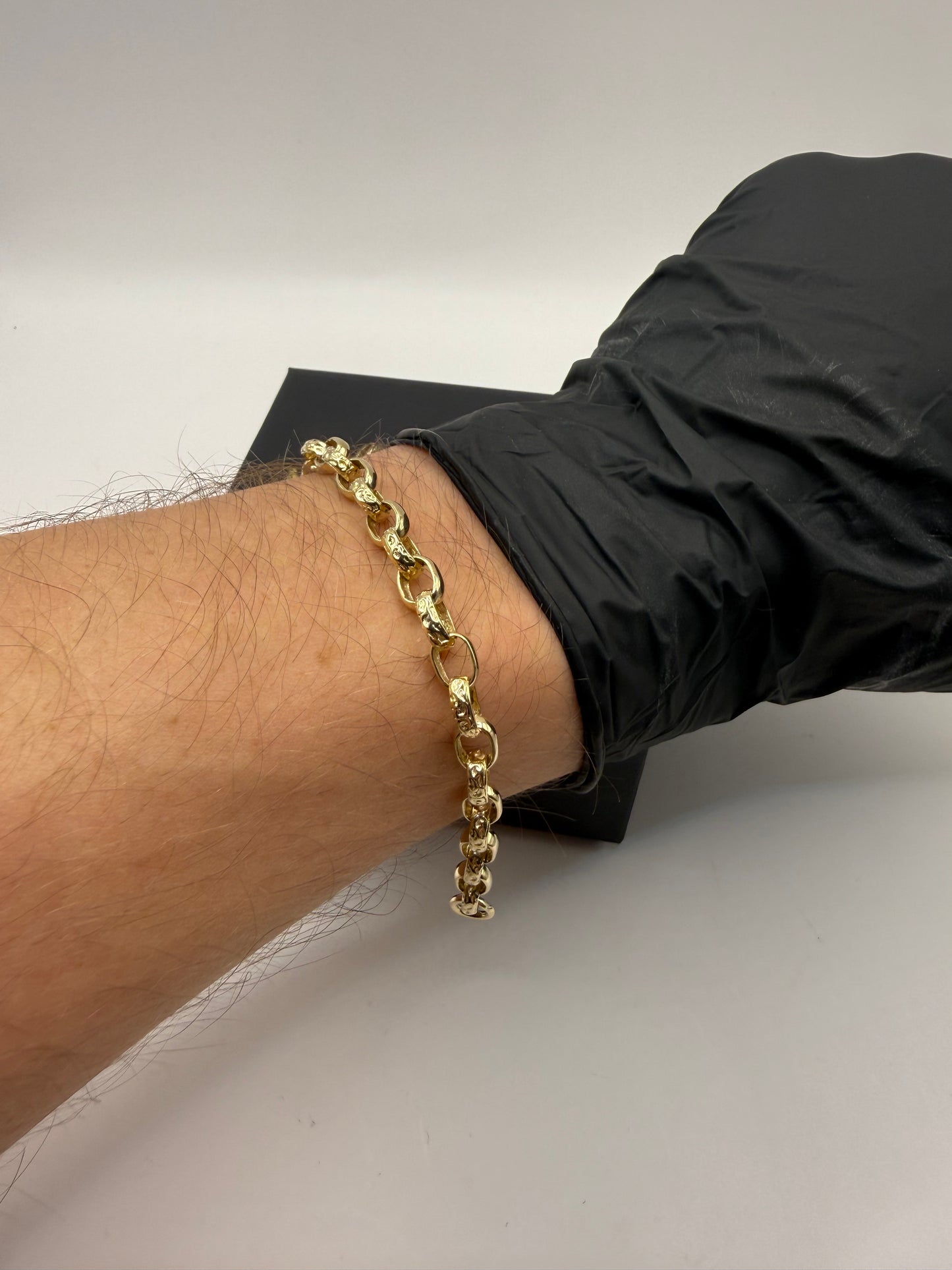 9ct Gold Belcher Bracelet 5.4” 6mm 7.4g