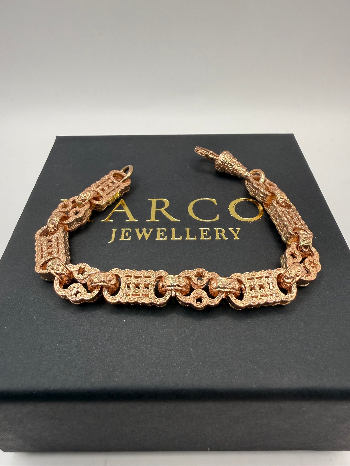 9ct Gold Stars & Bars Bracelet 7.5" 10mm 25.3g