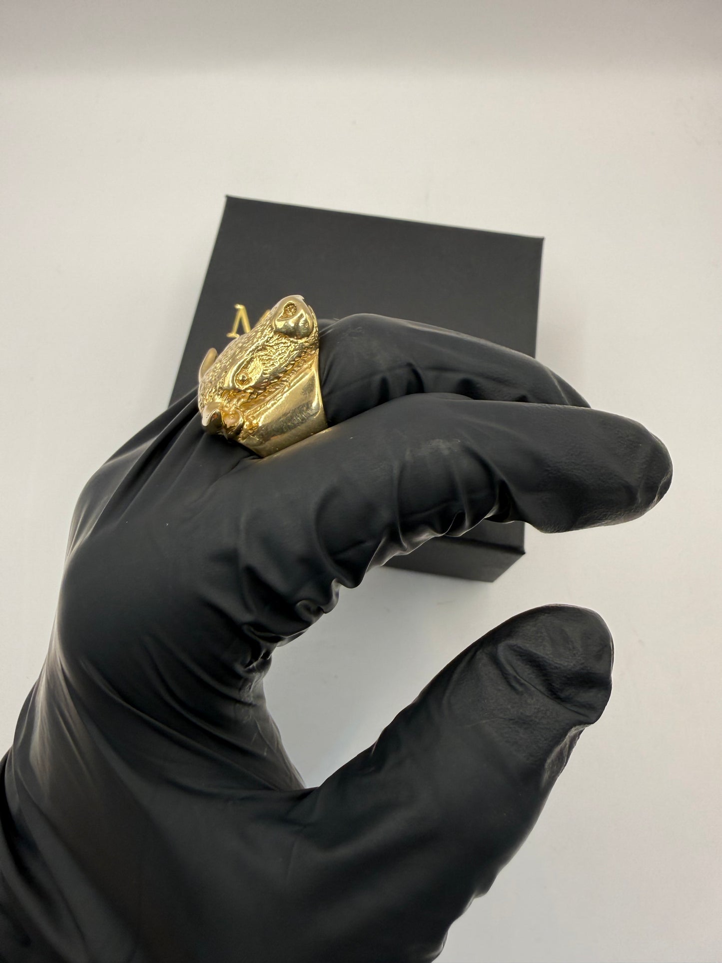 9ct Gold Bull Ring Size U-V 25.88g
