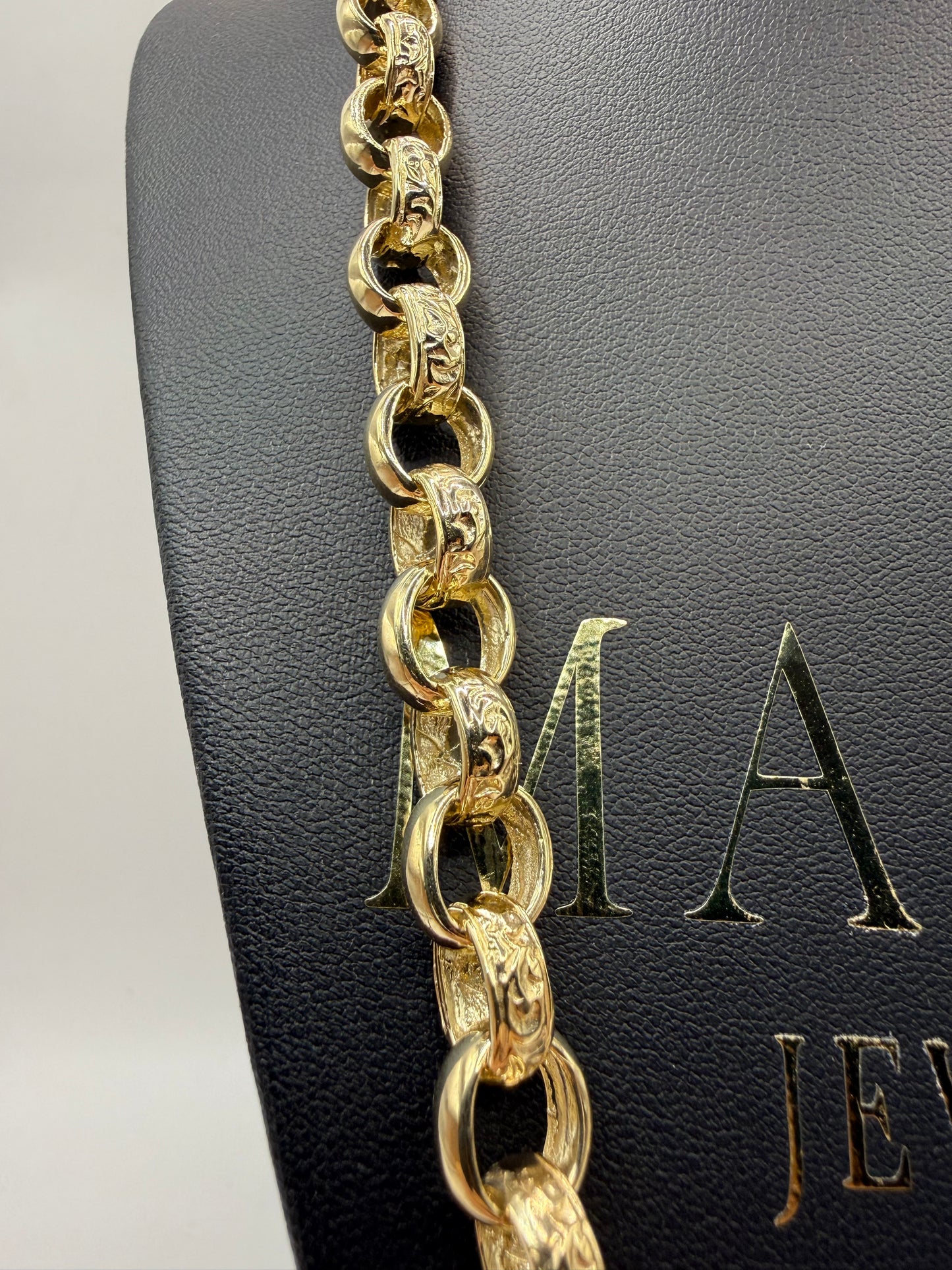 9ct Gold Oval Belcher Chain 24.8" 10-11mm 73.67g