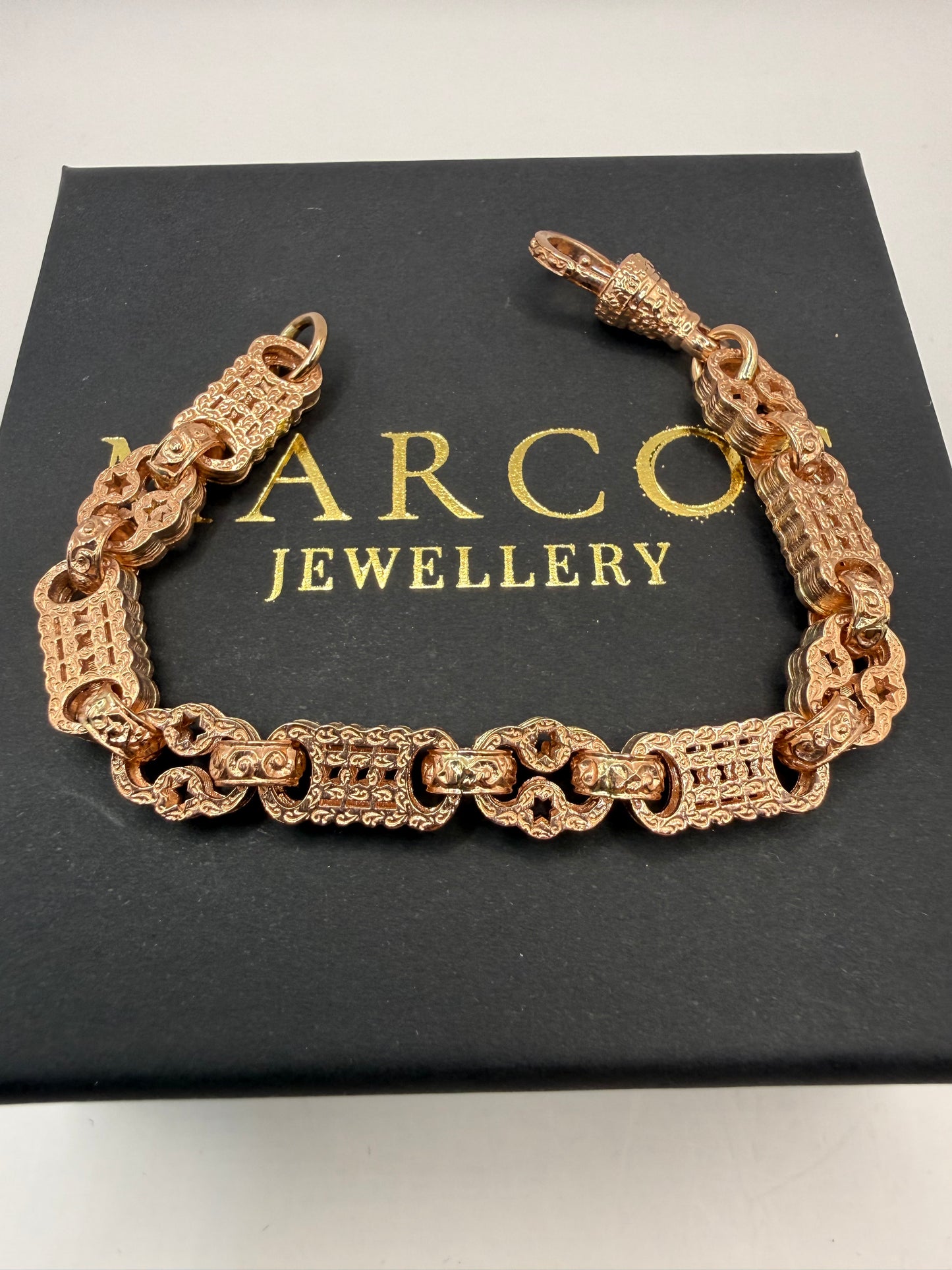9ct Gold Stars & Bars Bracelet 7.5" 10mm 25.3g