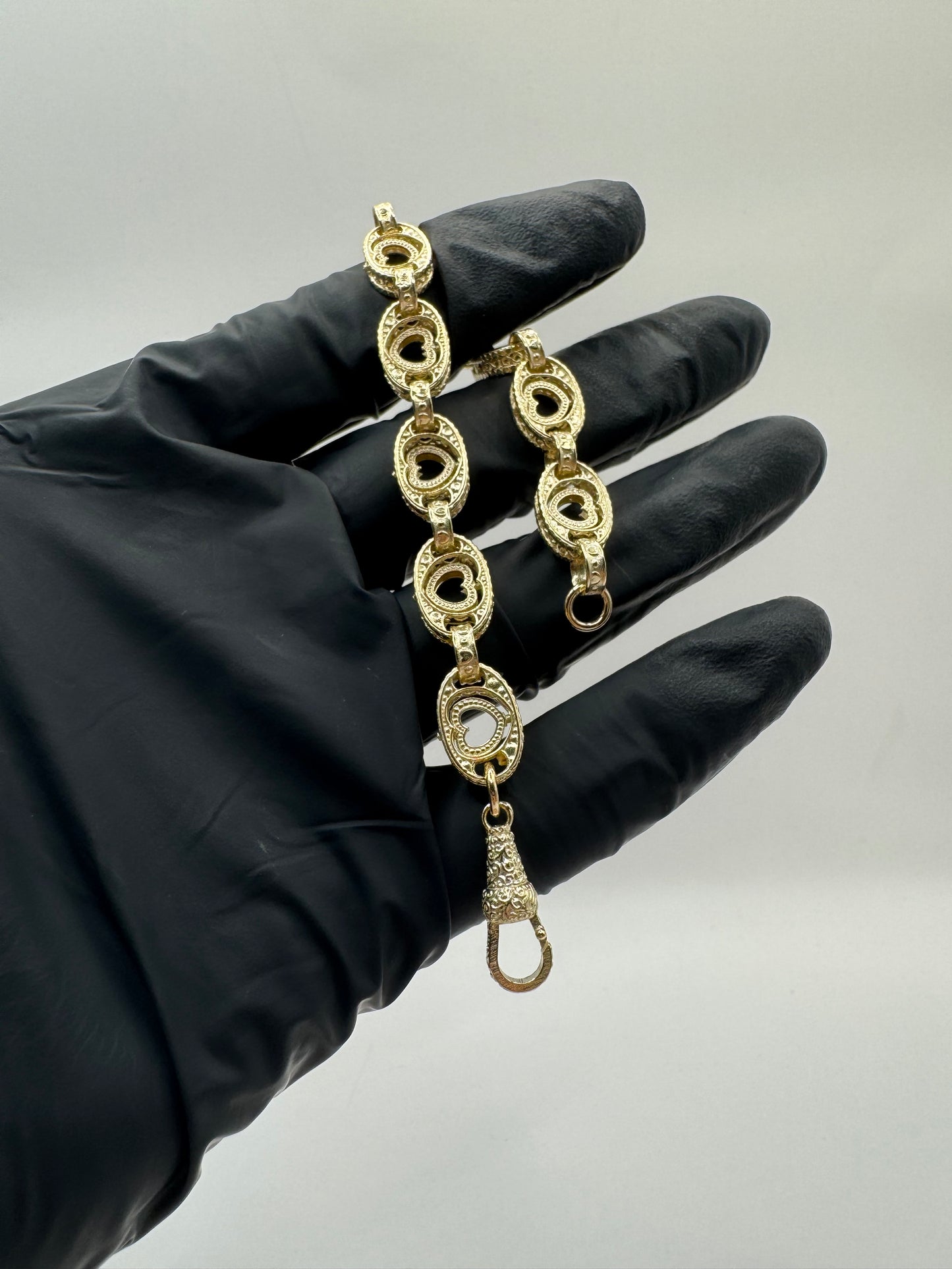 9ct Gold Spinning Heart Bracelet