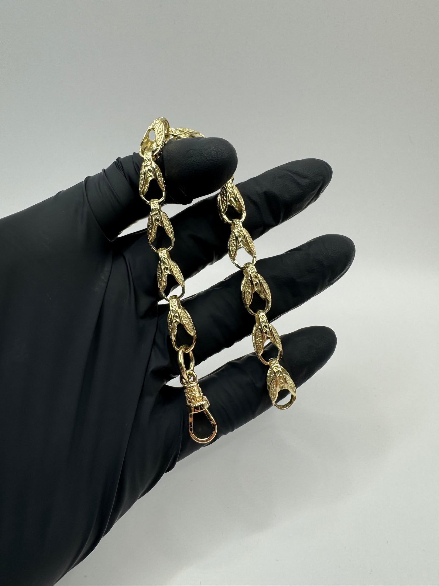 9ct Solid Gold Tulip Bracelet (thin style)