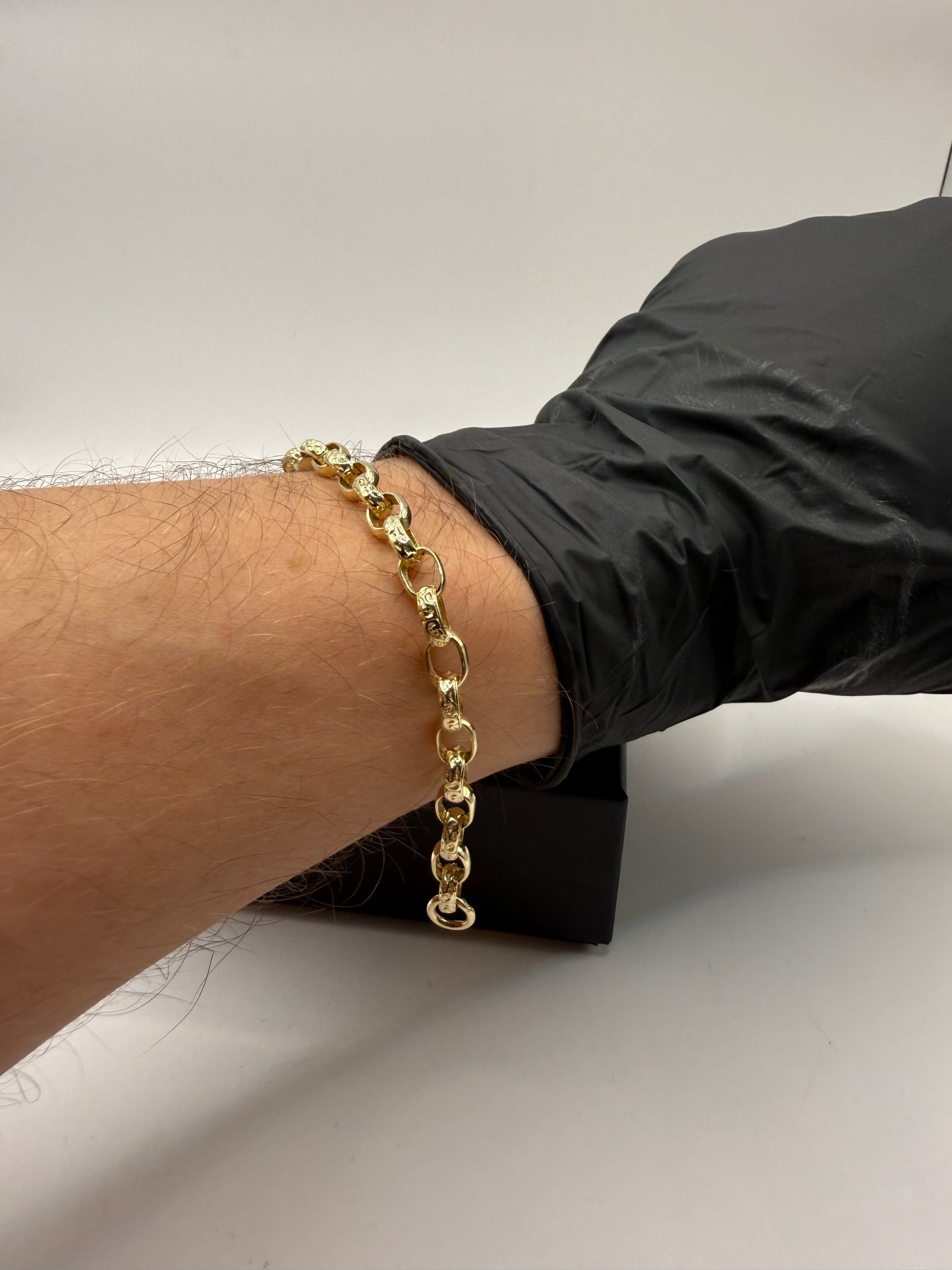 9ct Gold Belcher Bracelet 5.4” 6mm 7.4g