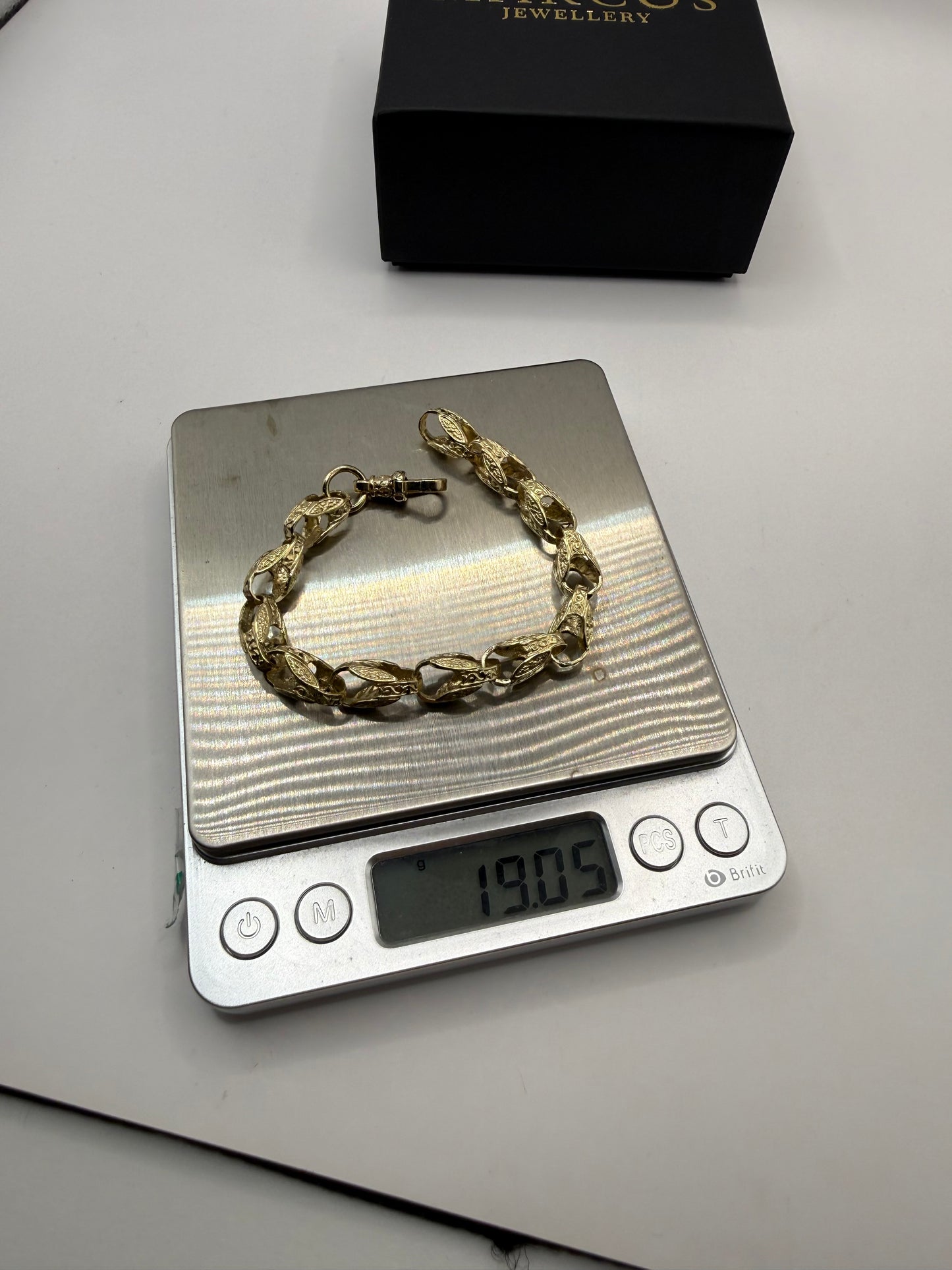 9ct Gold Tulip Bracelet 8.2" 8mm 19g