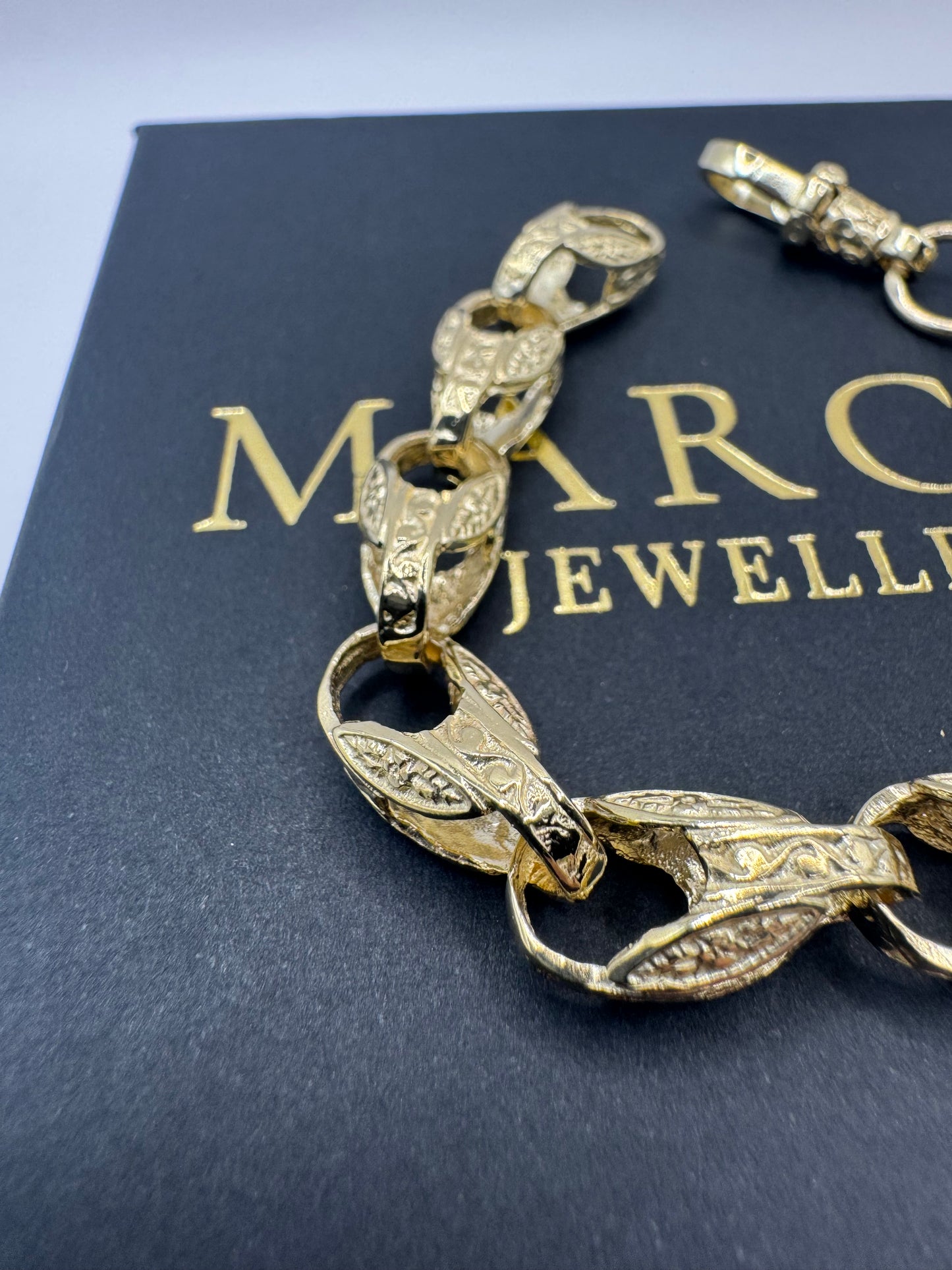 9ct Solid Gold Tulip Bracelet 7" 8mm 15.88g
