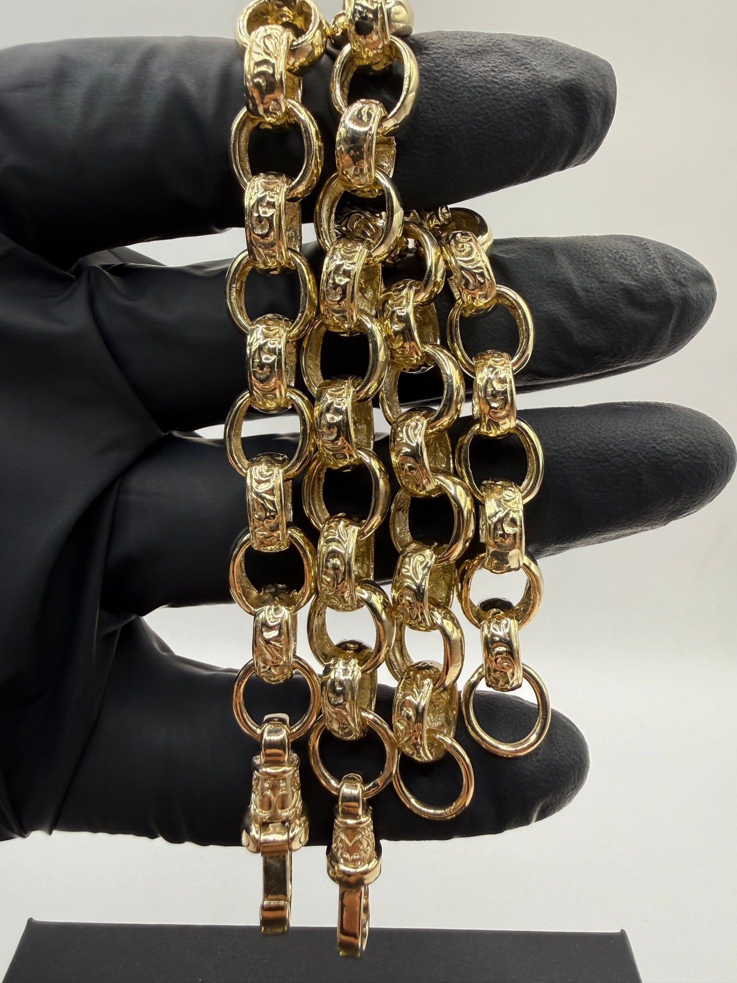 9ct Gold Belcher Bracelet 8.5" 10-11mm 24.3g