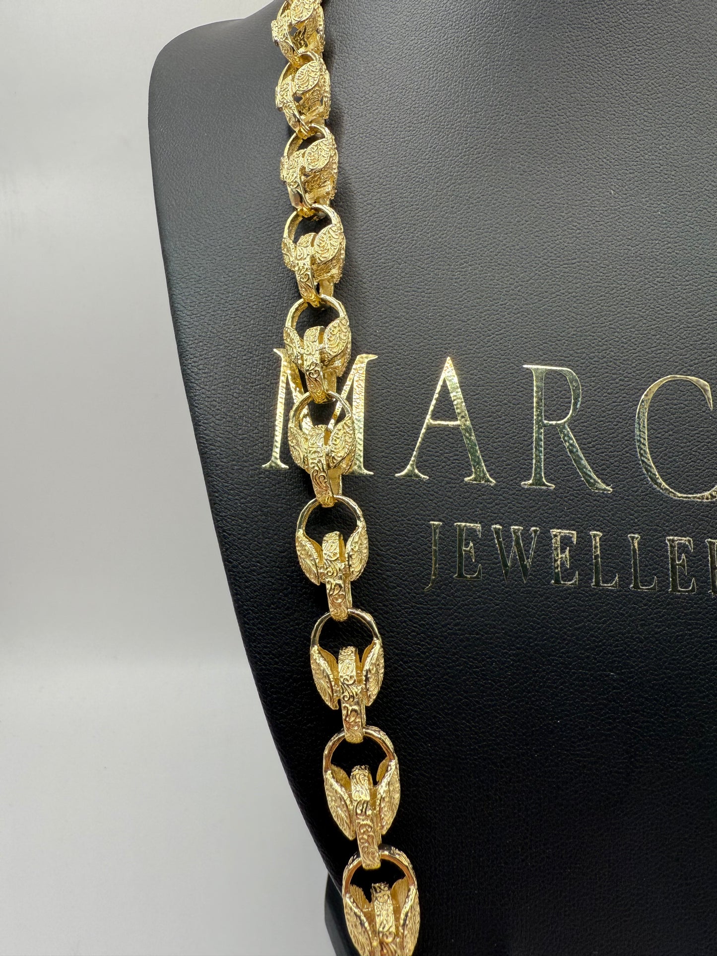 9ct Gold Tulip Chain 27” 10.5mm 91.9g