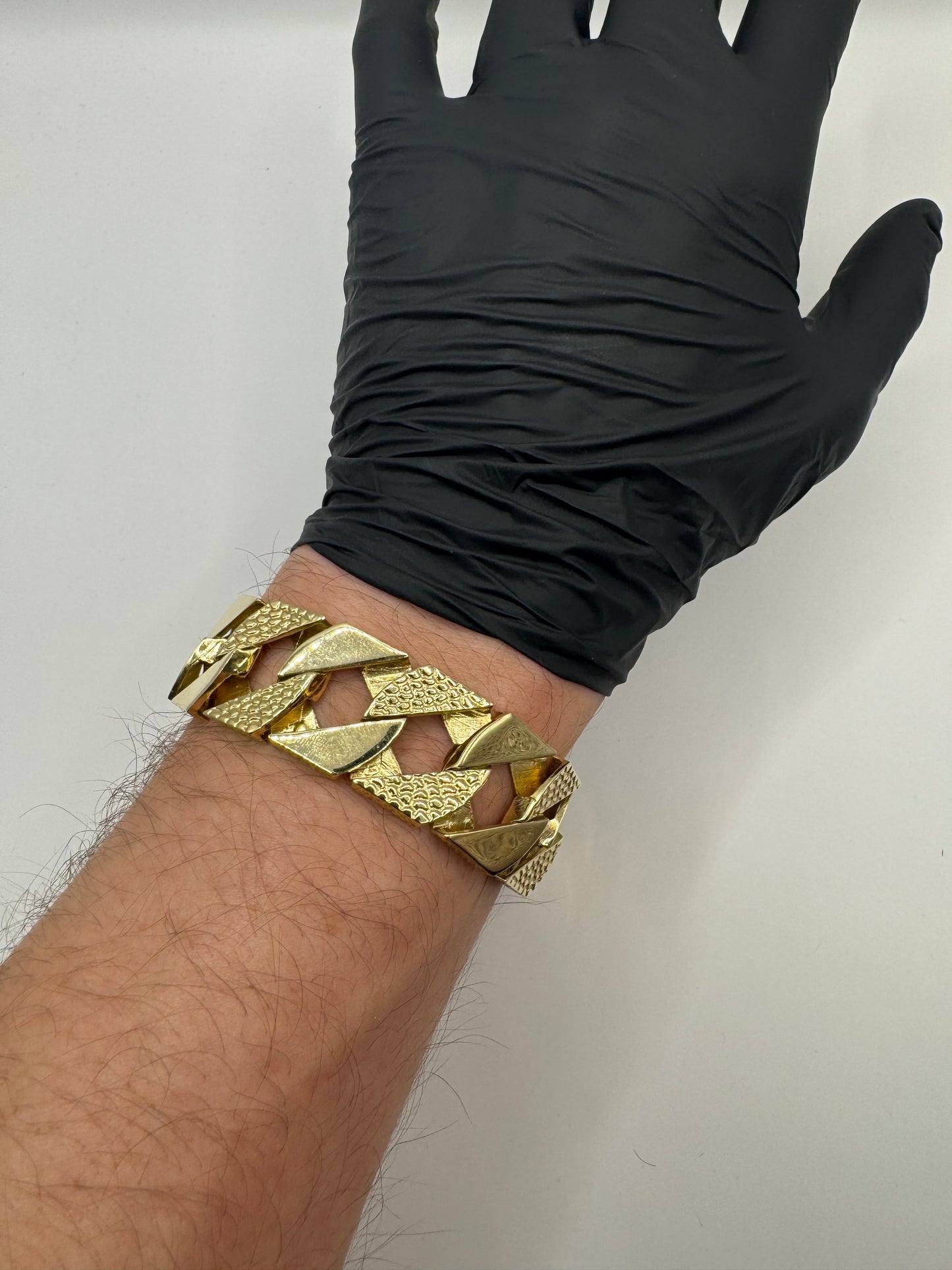 9ct Gold Chaps Bracelet