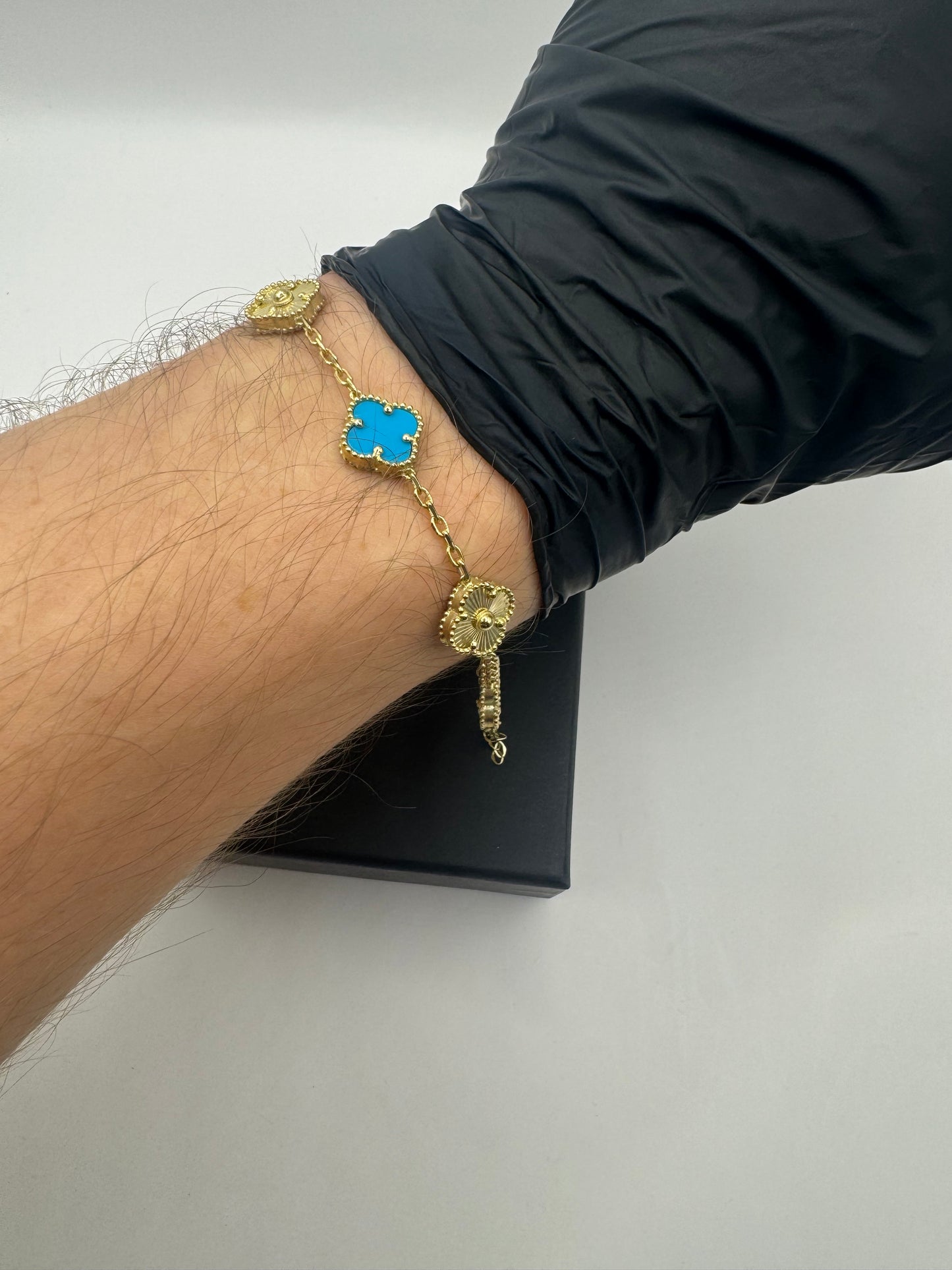 9ct Gold Designer Inspired Bracelet 7/8" 6.74g
