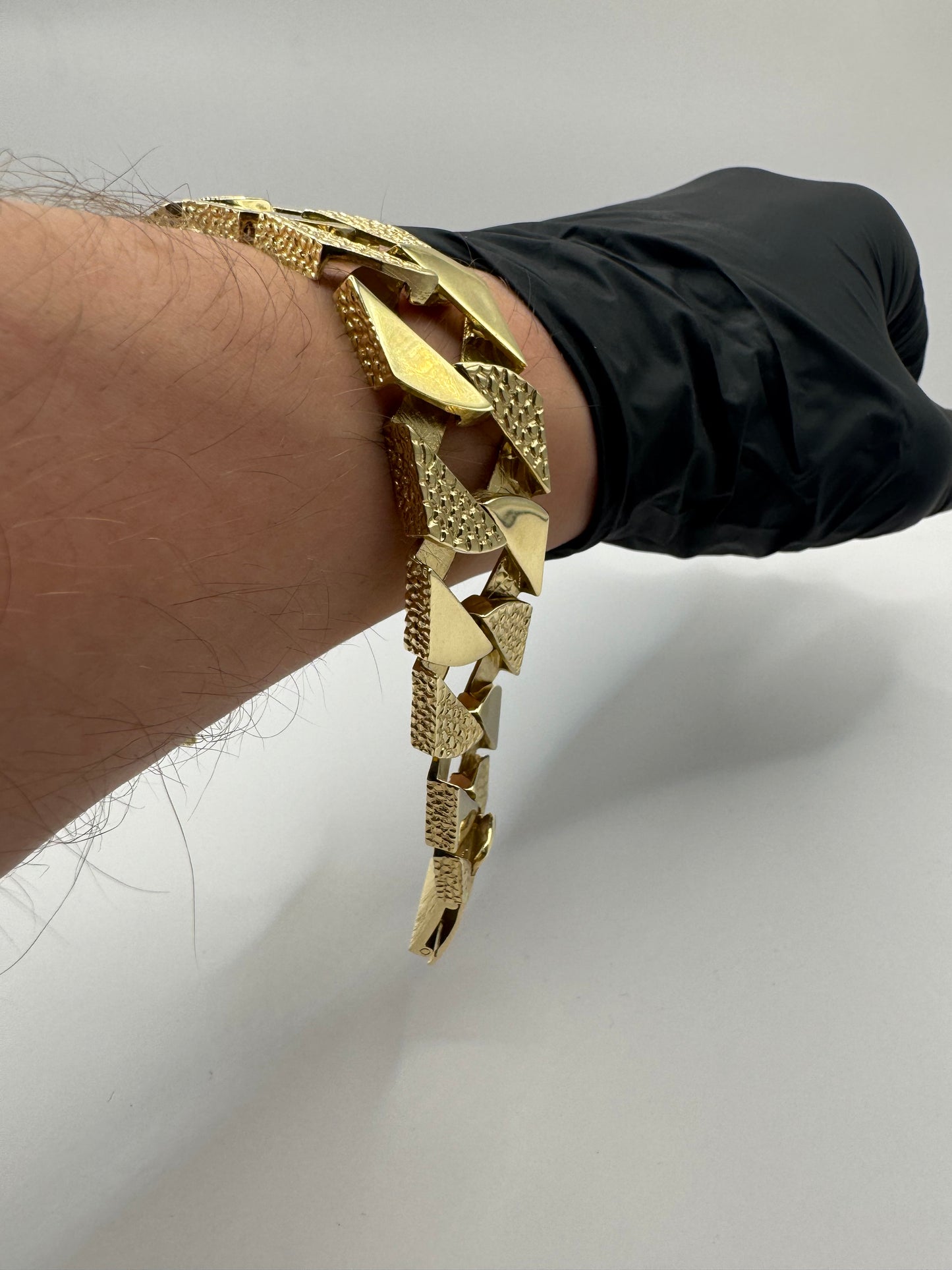 9ct Gold Chaps Bracelet