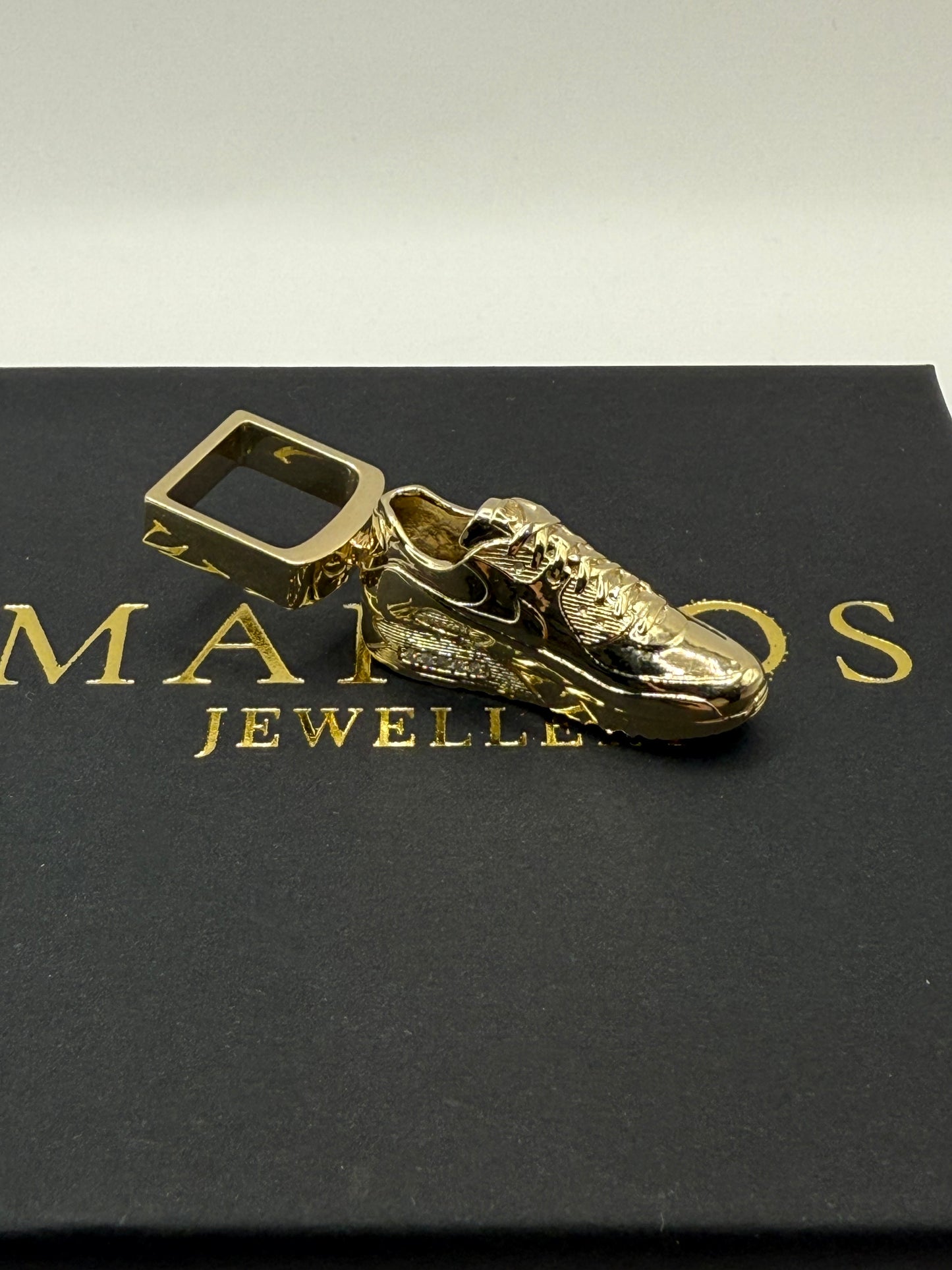 9ct Solid Gold Nike Shoe Pendant 1.9” 16.39g