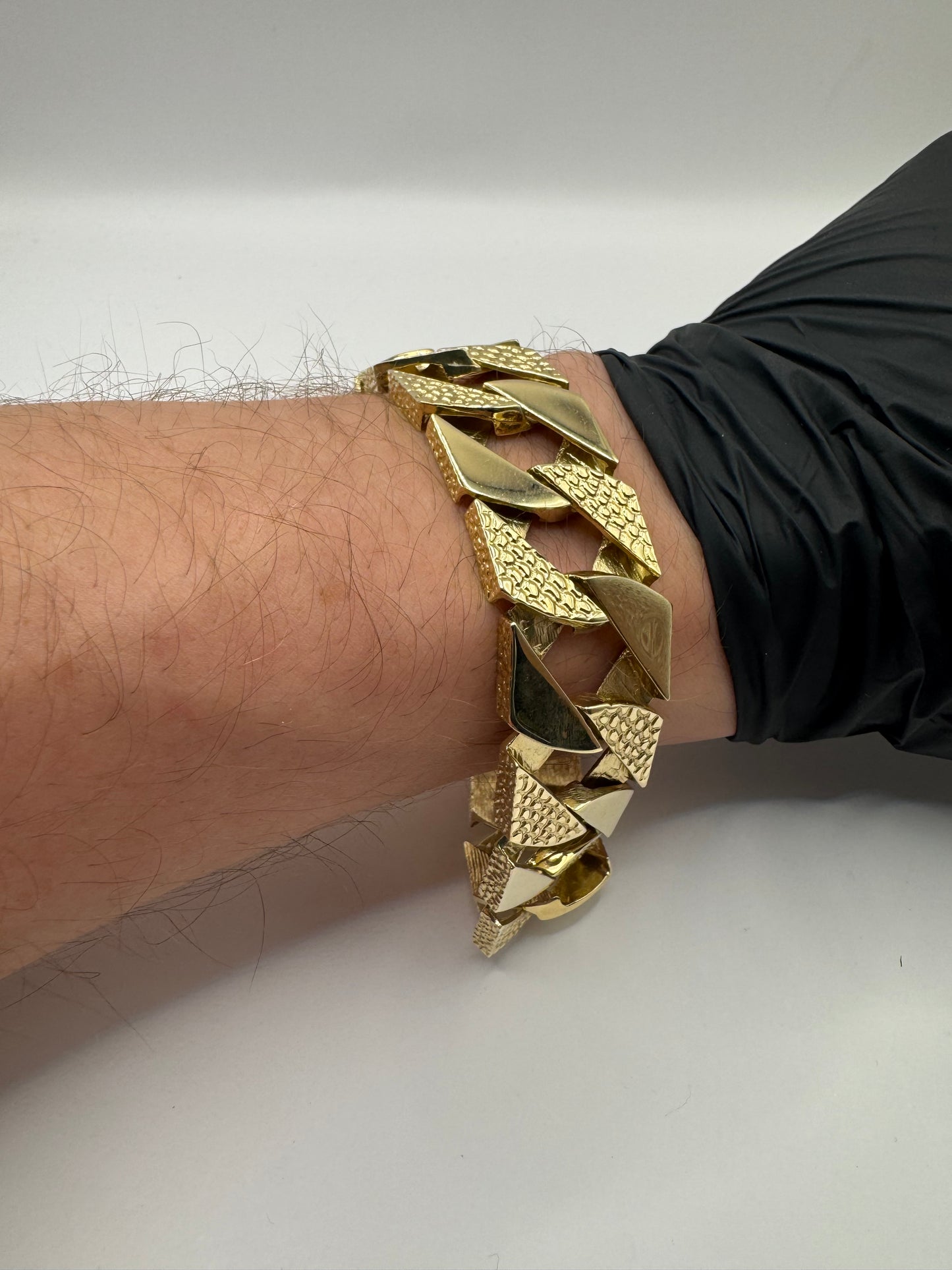 9ct Gold Chaps Bracelet