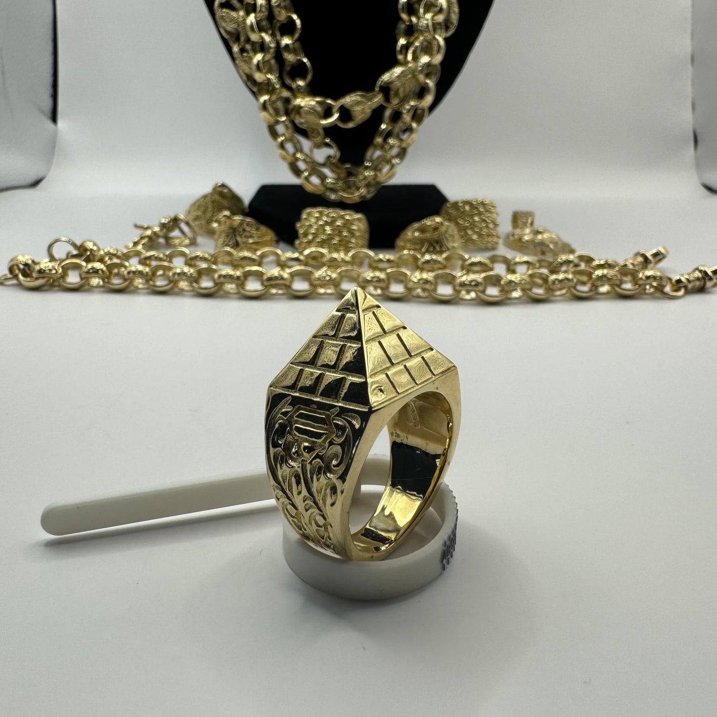 9ct Solid Gold Pyramid Ring