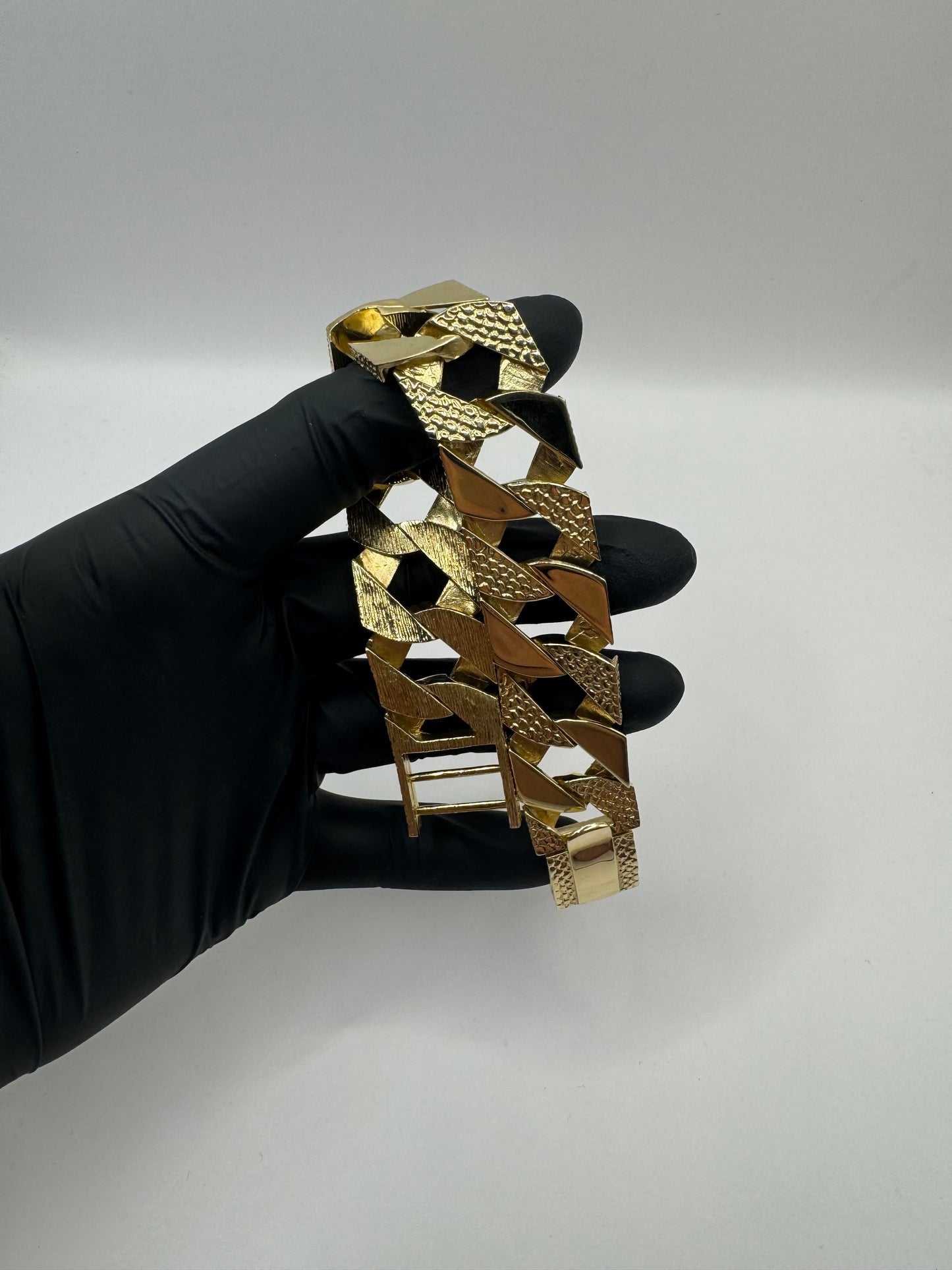 9ct Gold Chaps Bracelet