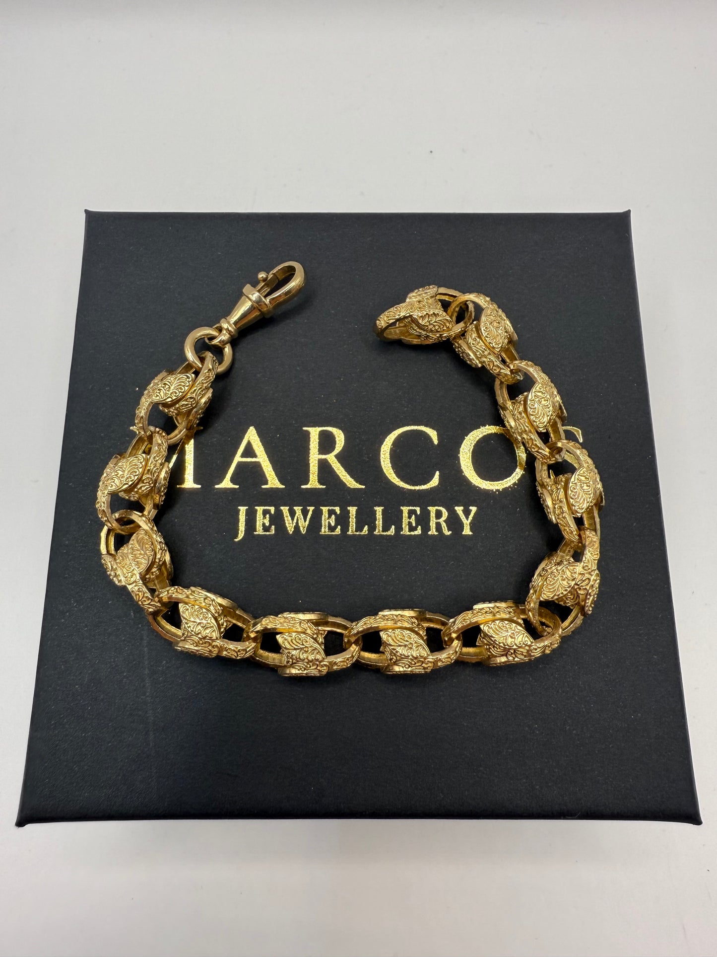 9ct Gold Tulip Bracelet 8" 10mm 28.08g