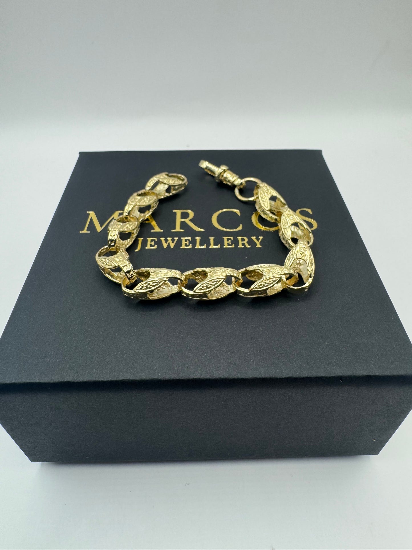 9ct Solid Gold Tulip Bracelet 7" 8mm 15.88g