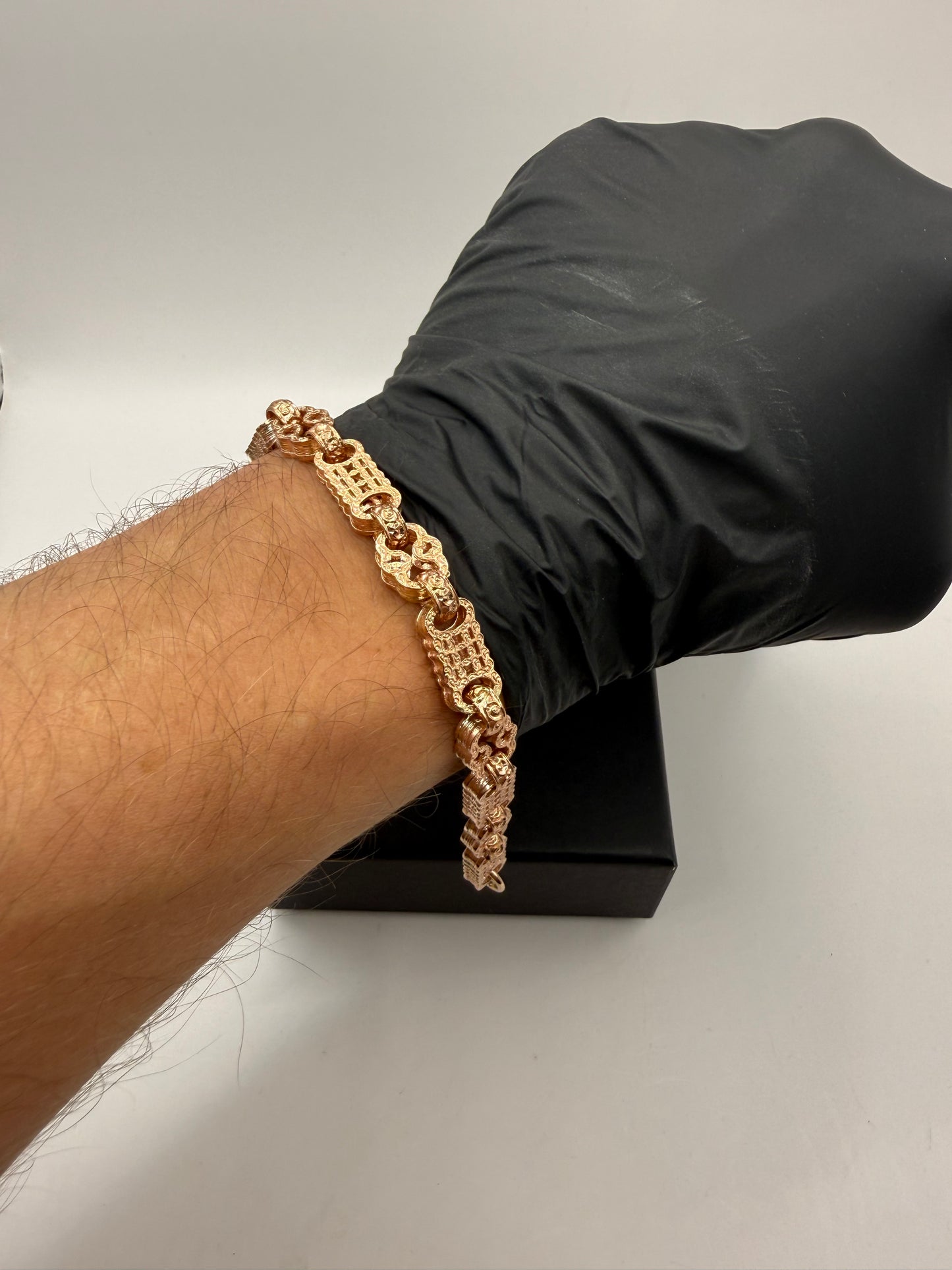 9ct Gold Stars & Bars Bracelet 7.5" 10mm 25.3g