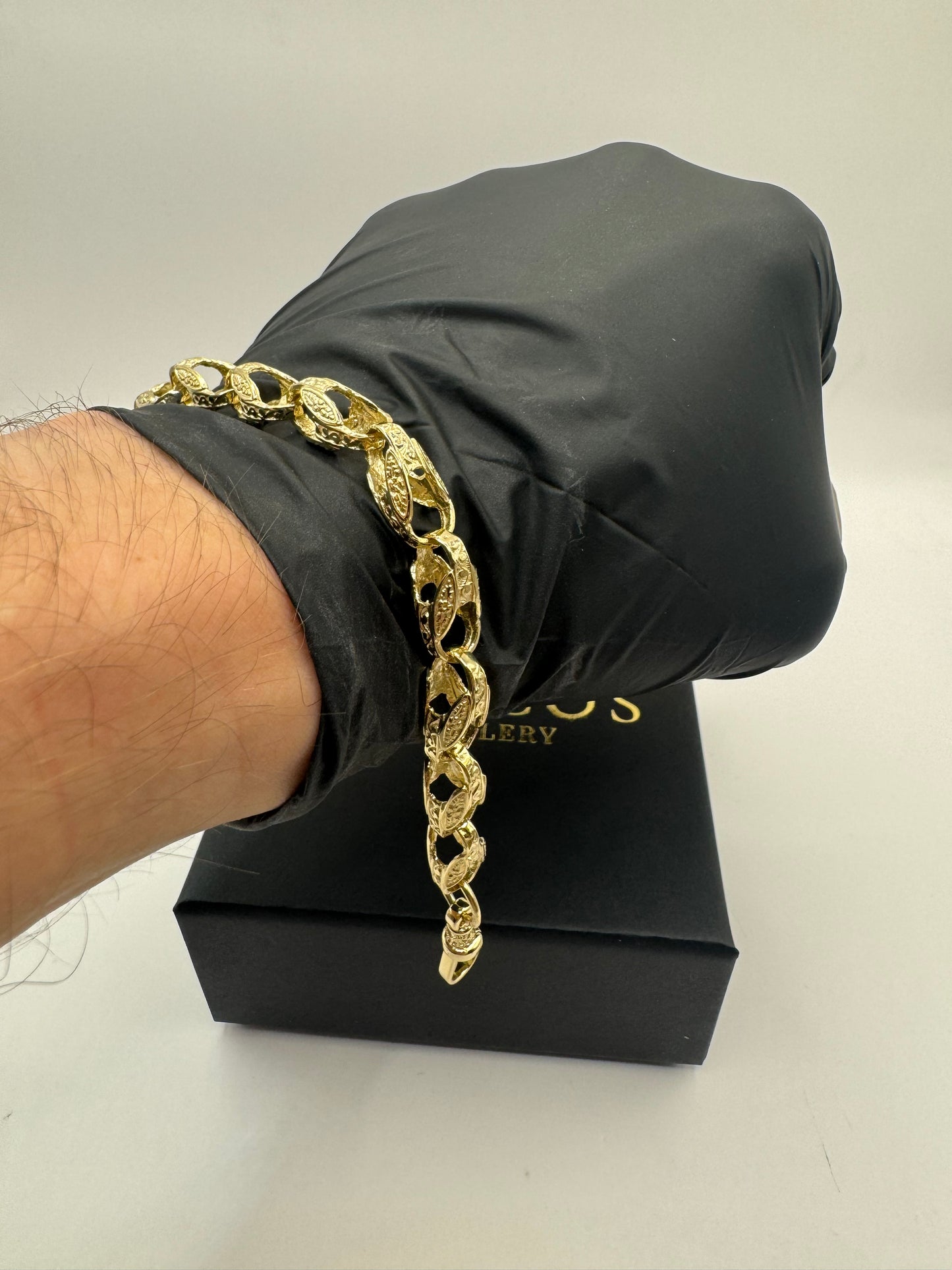 9ct Solid Gold Tulip Bracelet 7" 8mm 15.88g