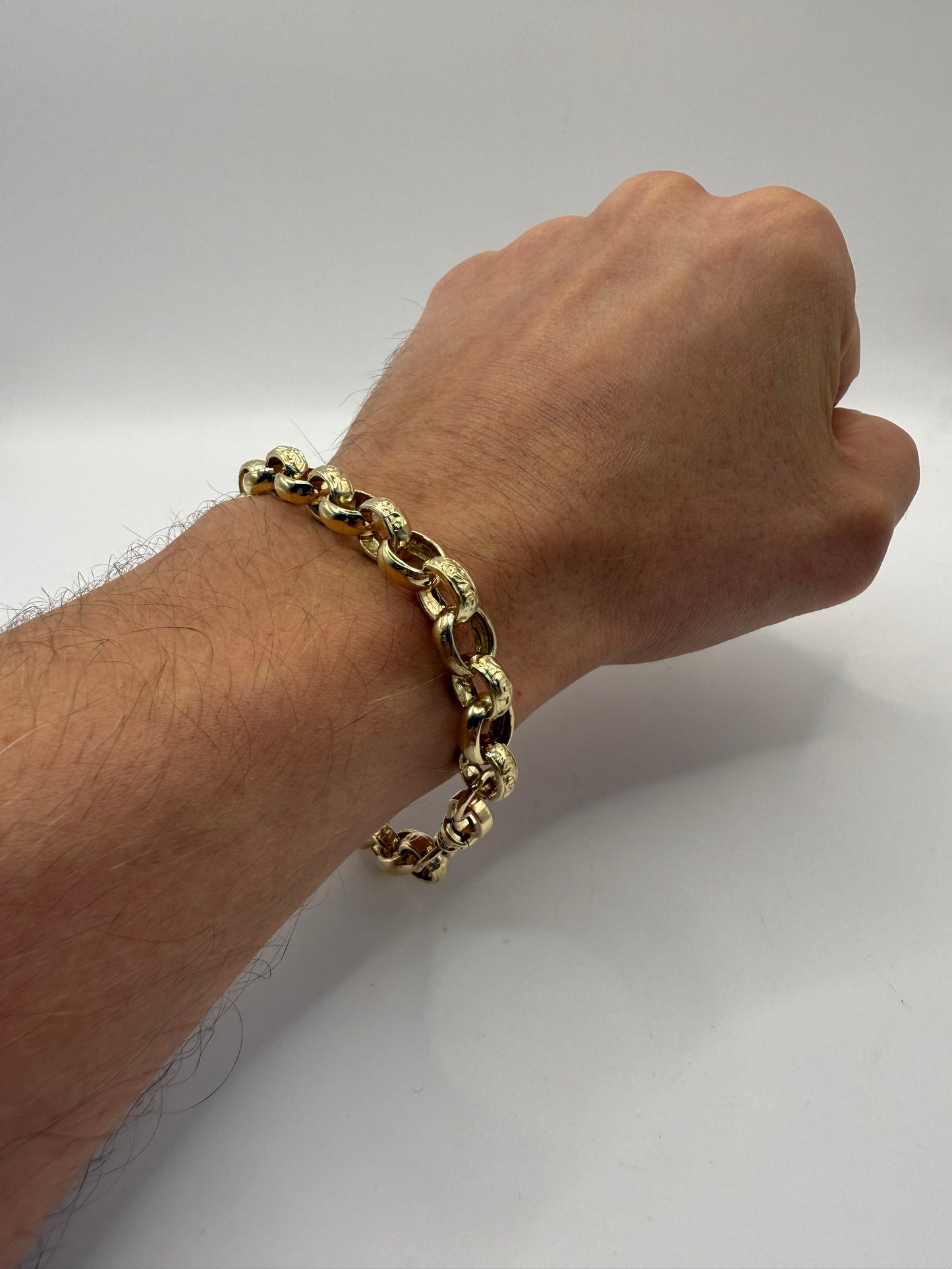 9ct Gold Belcher Bracelet 9" 10mm 26.54g
