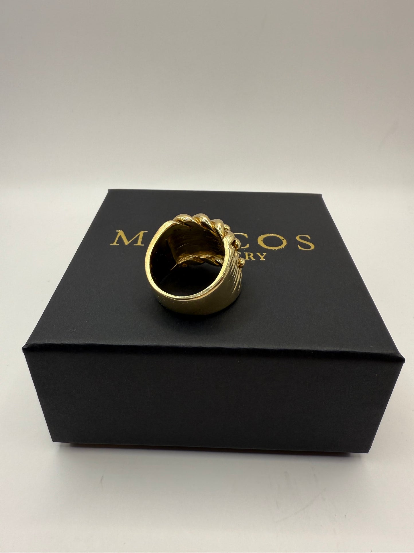 9ct Gold Keeper Ring Size Z1 31.17g