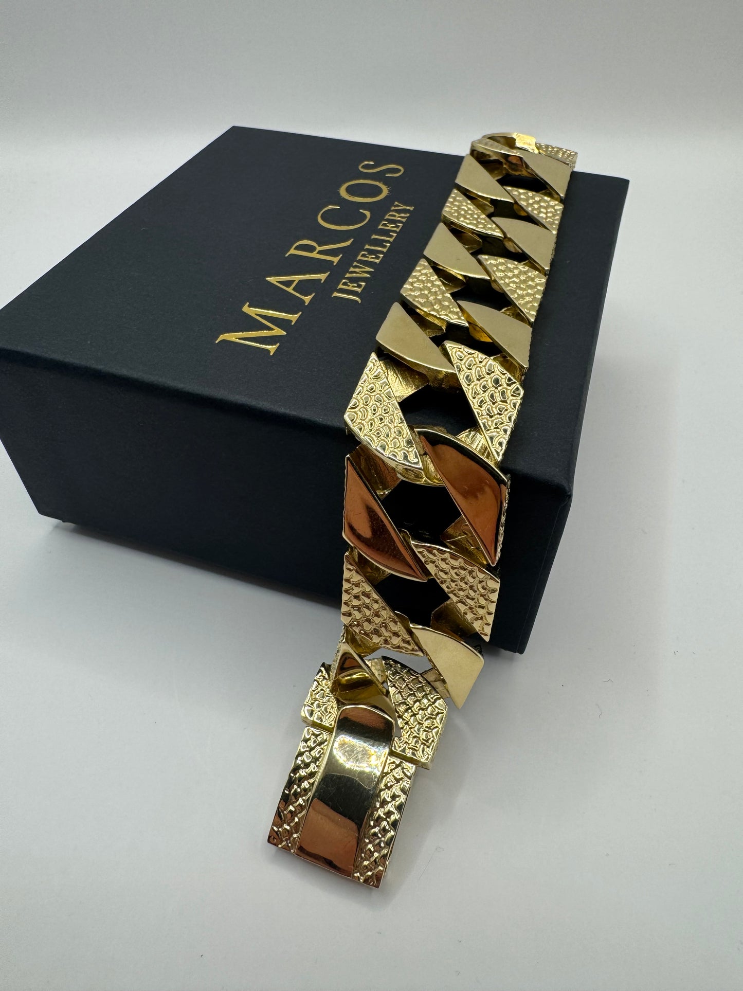 9ct Gold Chaps Bracelet