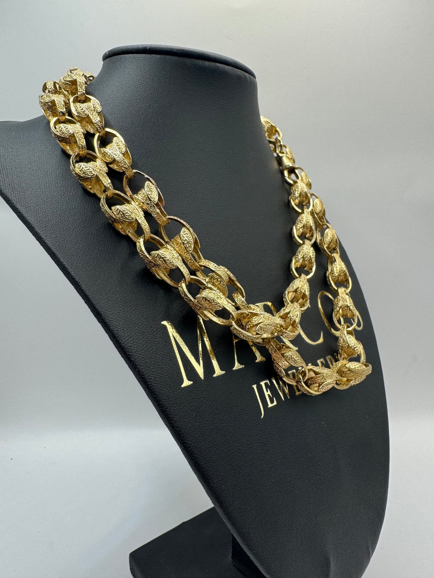 9ct Gold Tulip Chain 35” 10.5mm 96.5g