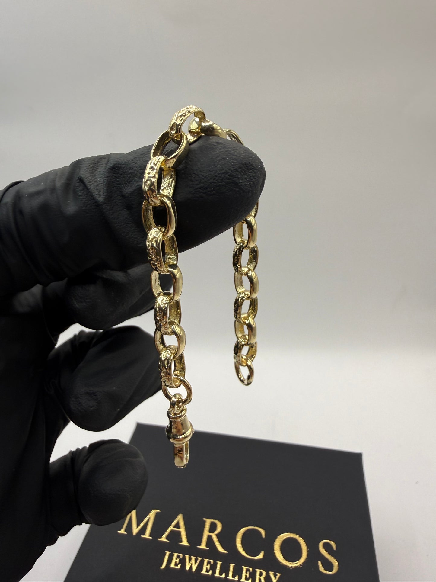 9ct Gold Belcher Bracelet 5.4” 6mm 7.4g