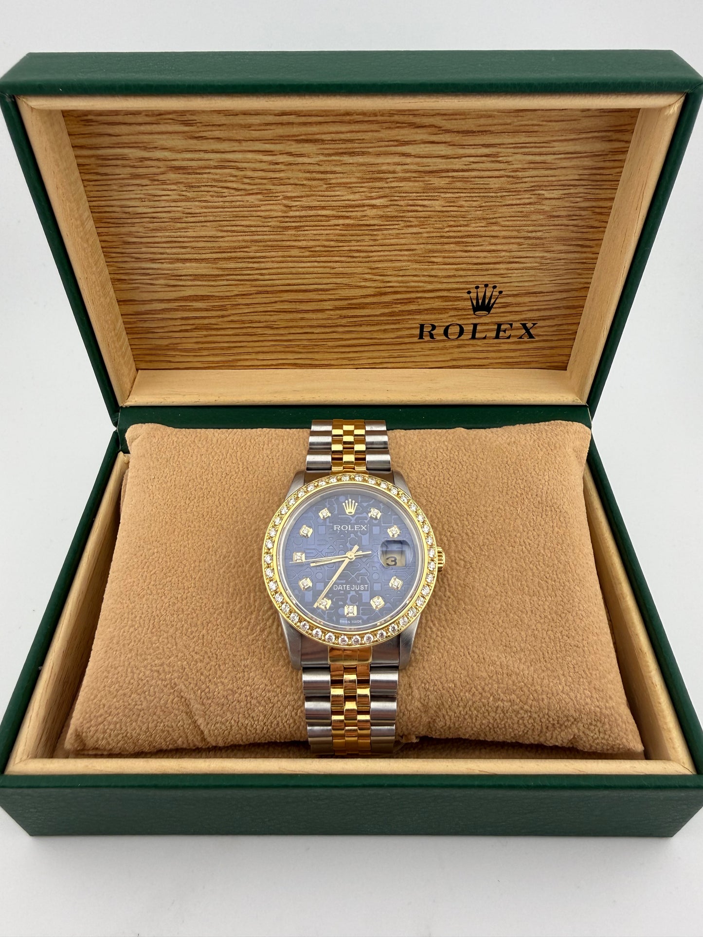 Rolex Datejust 36mm 16233 Year 1989 Jubilee Diamond Dot Dial