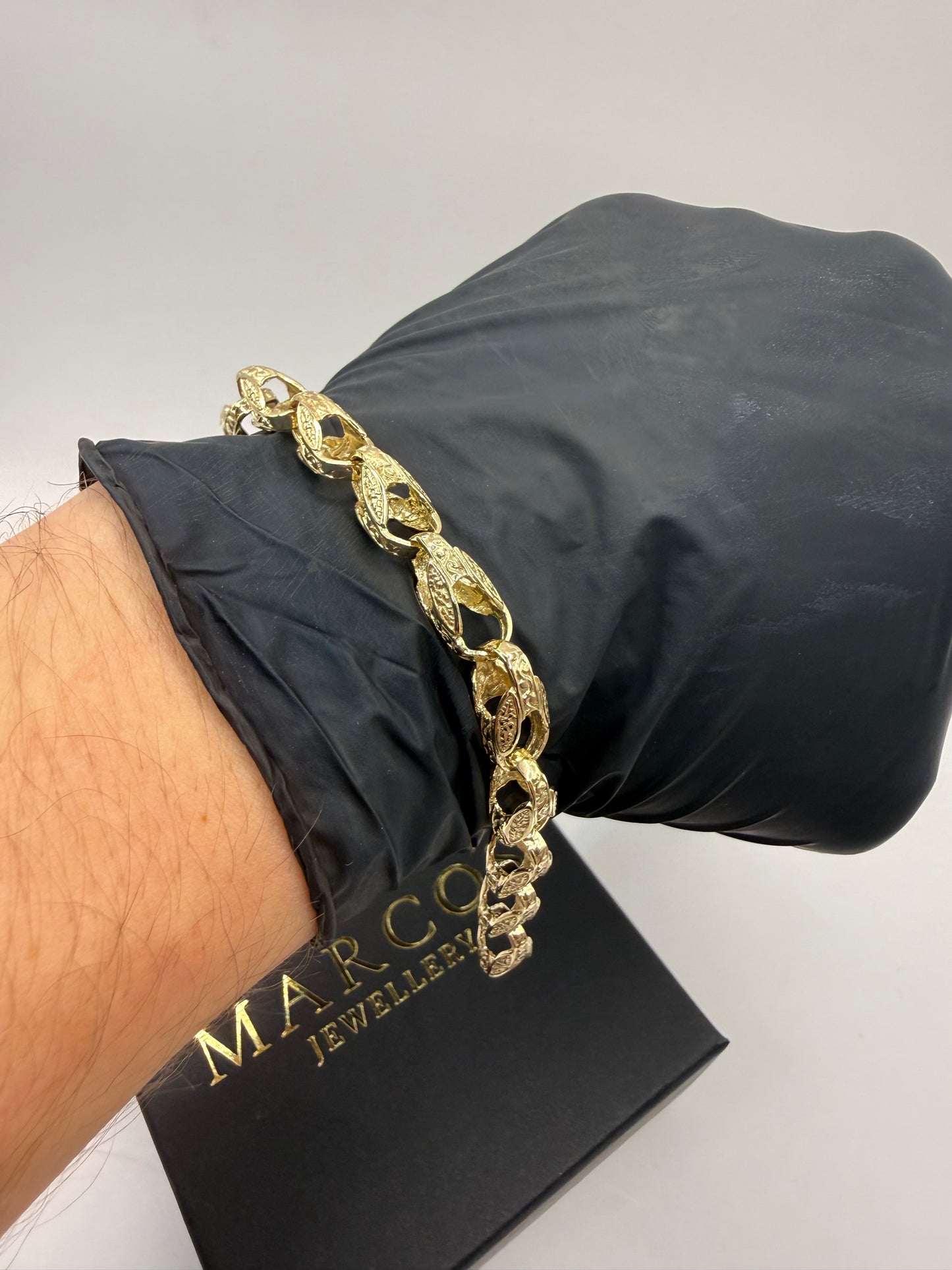 9ct Gold Tulip Bracelet 7" 8mm 17.3g