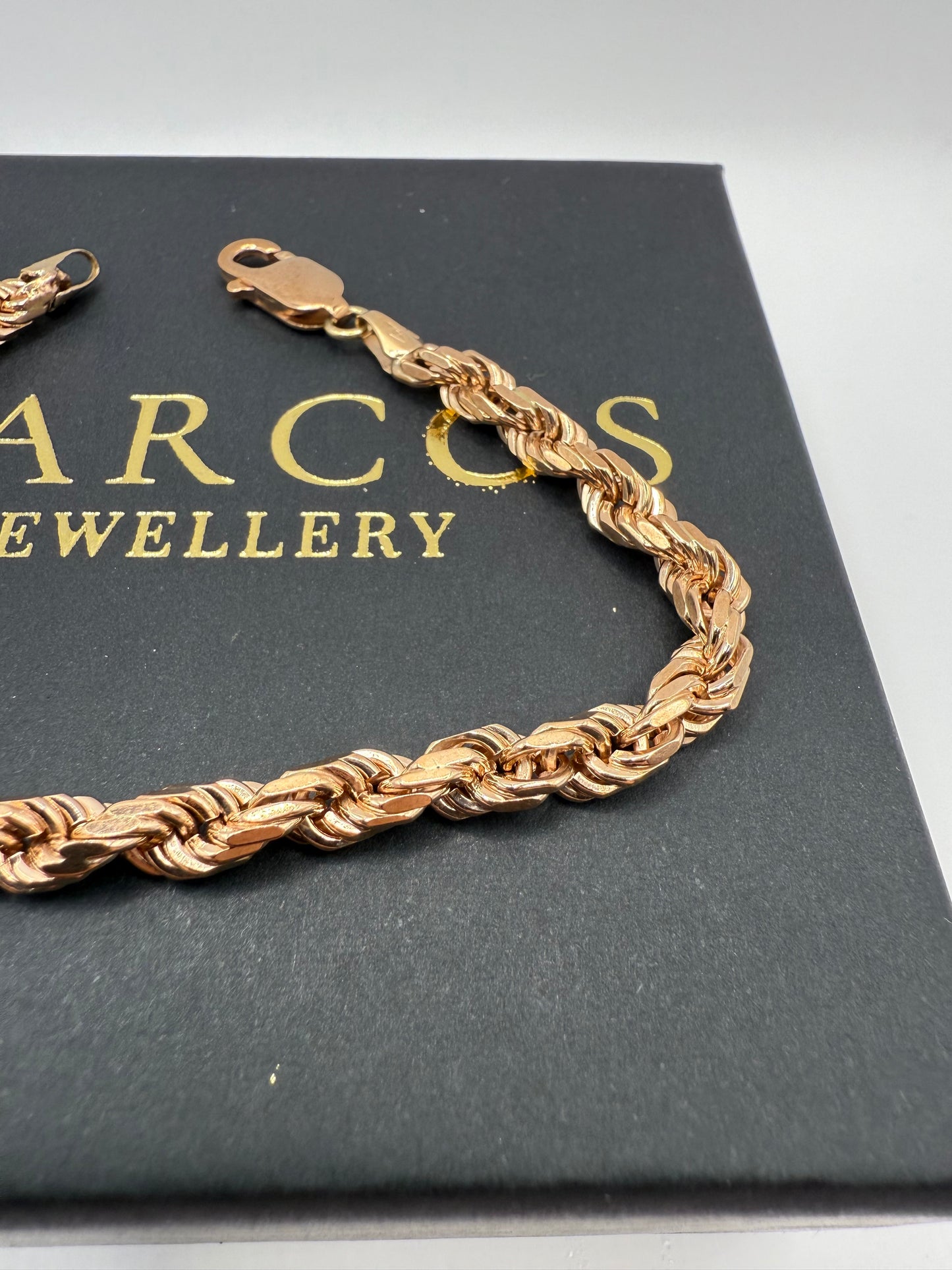 9ct Solid Gold Rope Bracelet 8" 5-6mm 18.59g
