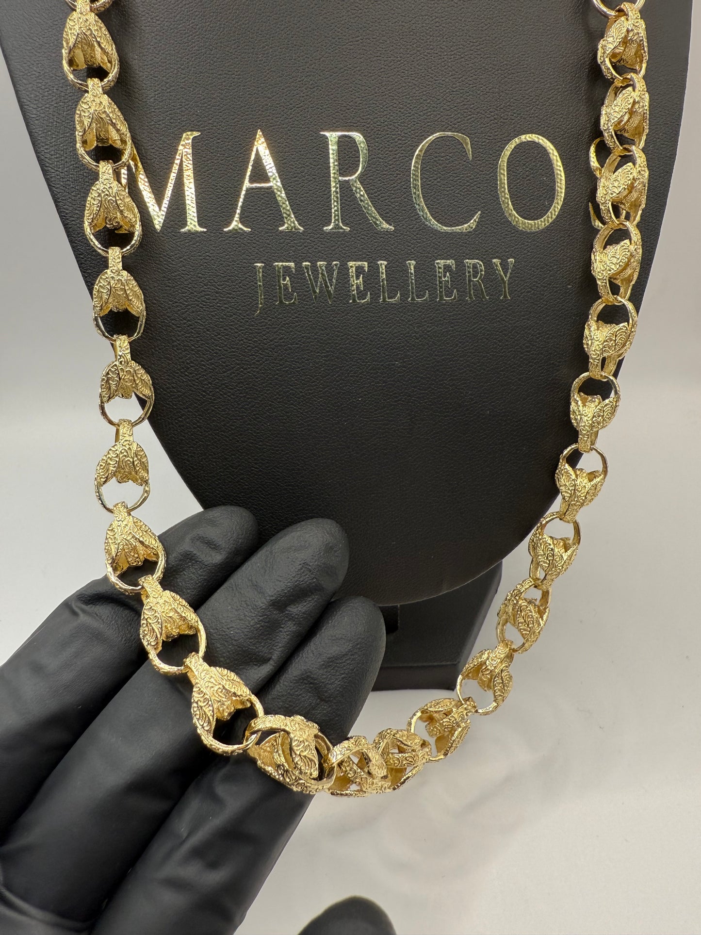 9ct Gold Tulip Chain 27” 10.5mm 91.9g