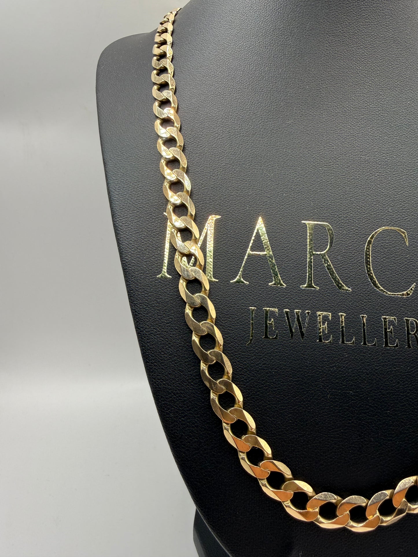 9ct Gold Curb Chain 22.25" 9mm 44.44g