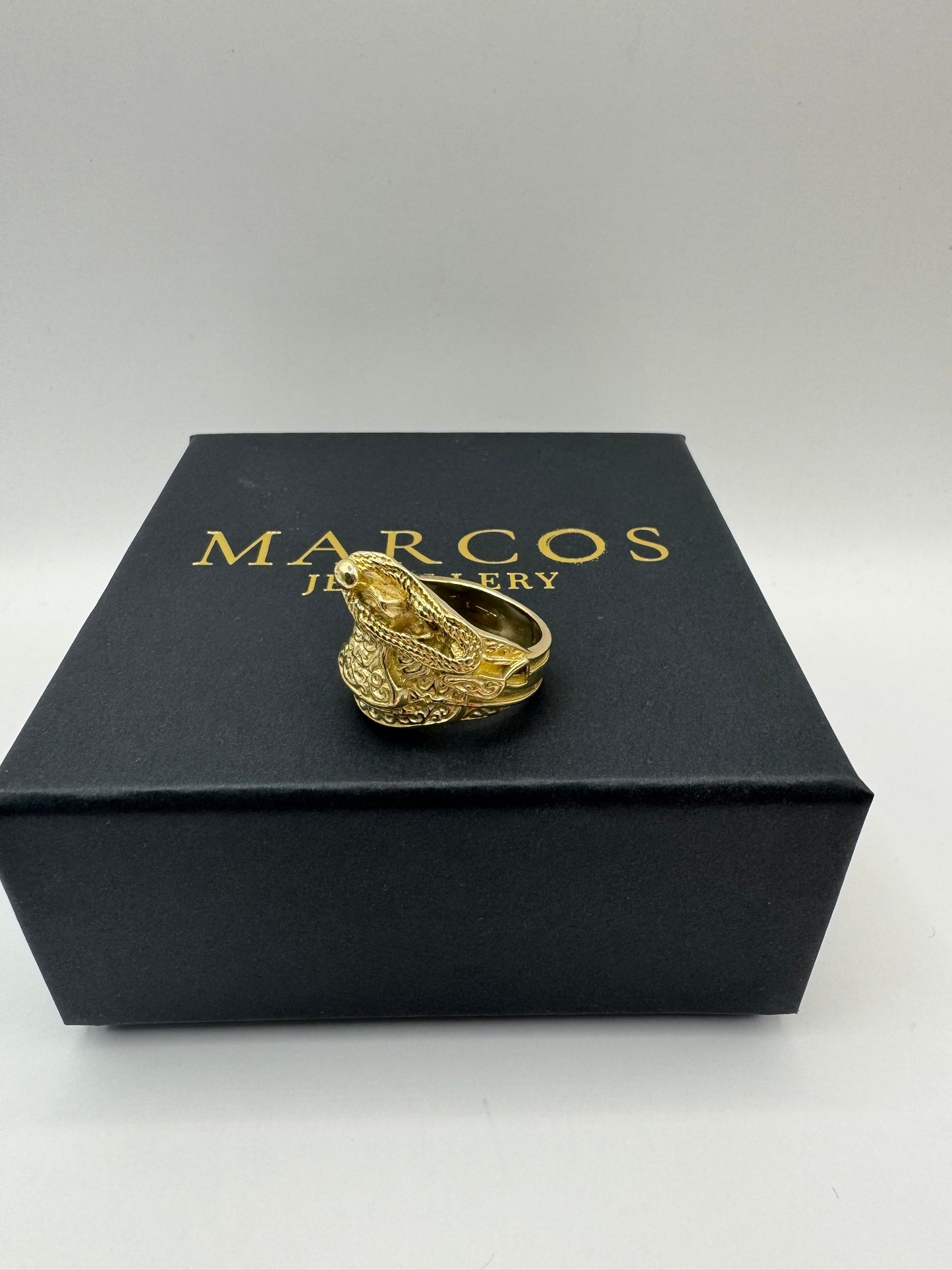 9ct Solid Gold Saddle Ring