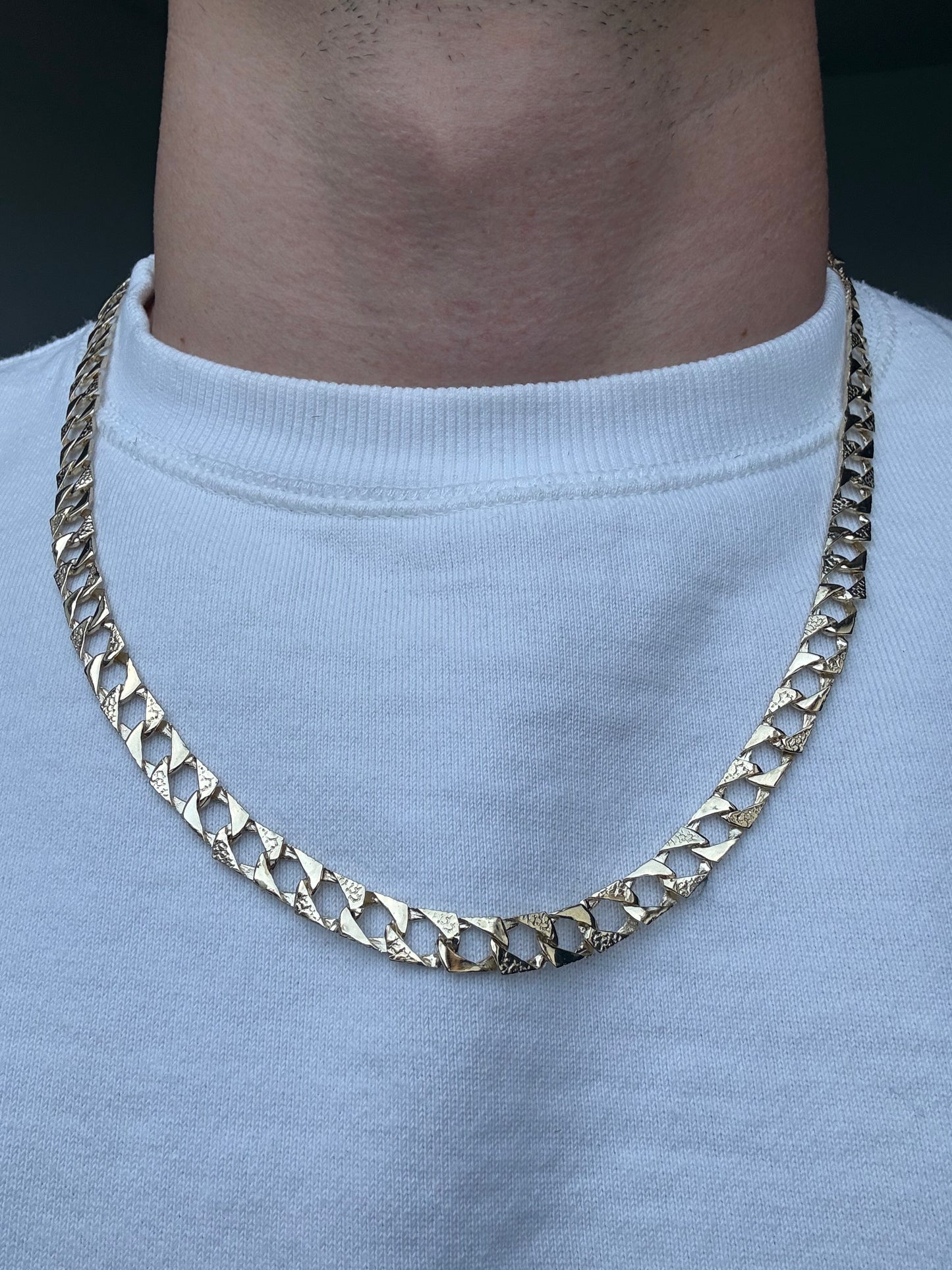 9ct Gold Chaps Chain 24” 8mm 28g