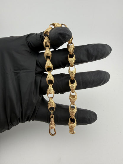 9ct Gold Acorn Bracelet 9.45” 9mm 17.48g