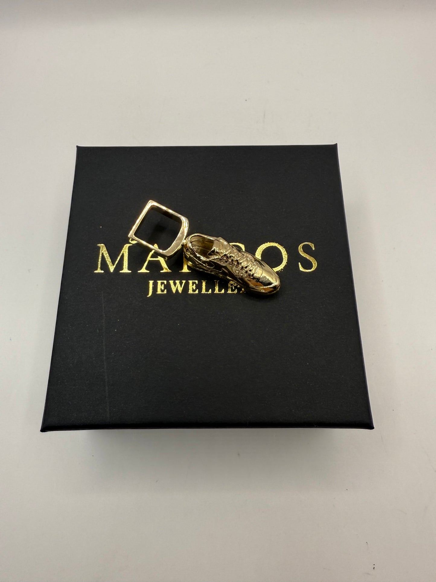 9ct Solid Gold Nike Shoe Pendant 1.9” 16.39g