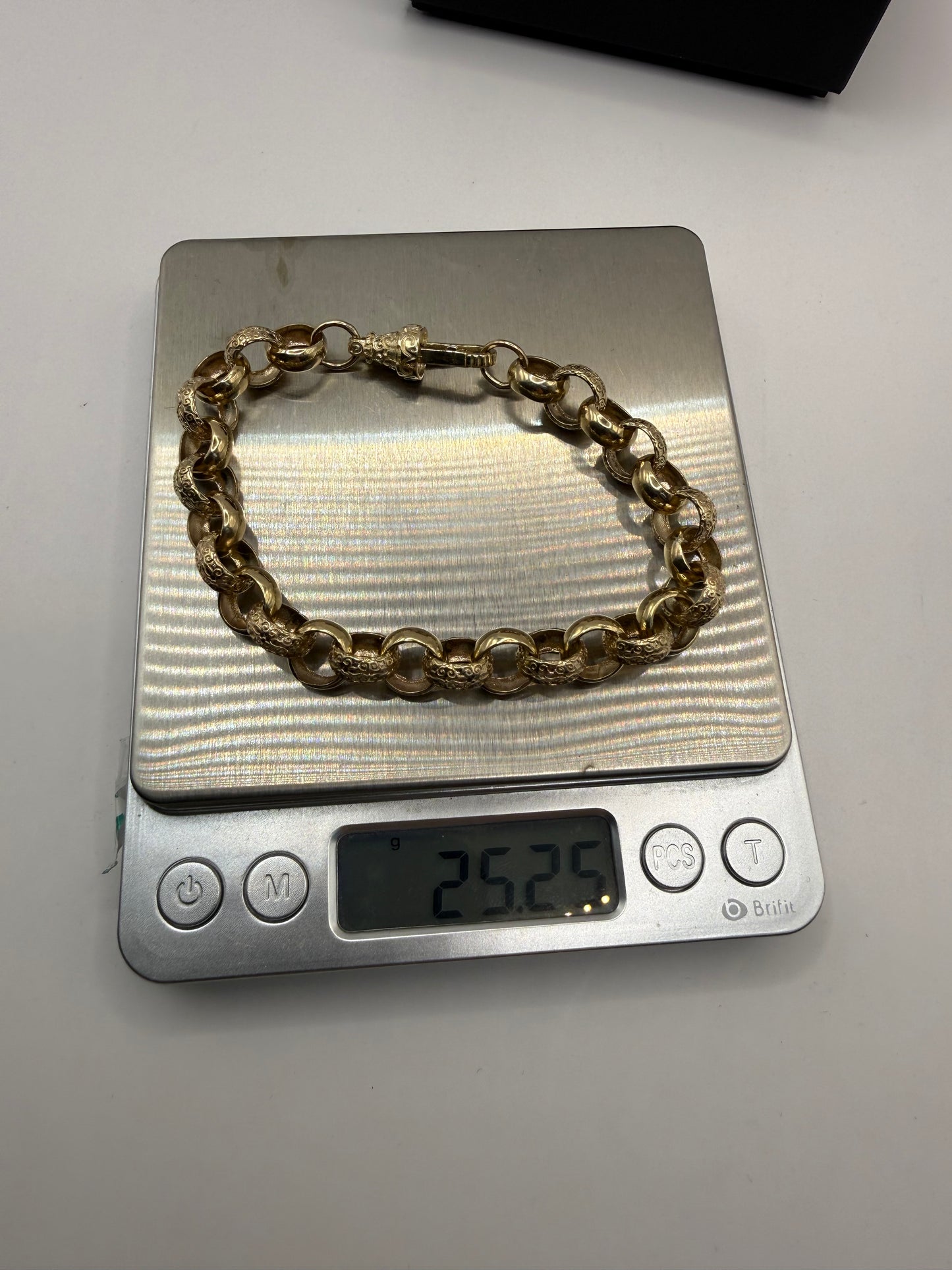 9ct Gold Belcher Bracelet 9" 11mm 25.2g