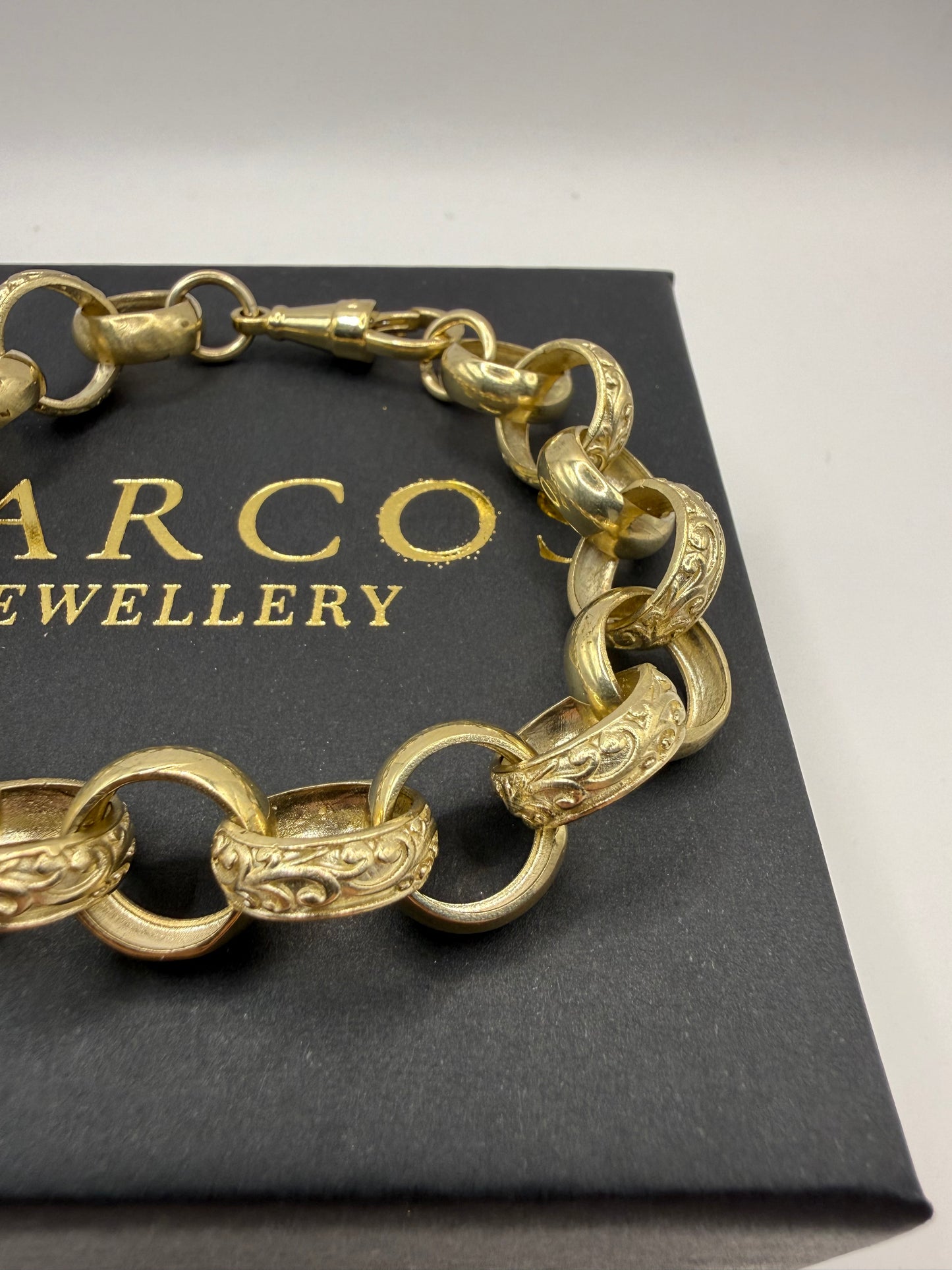 9ct Gold Belcher Bracelet 9" 14mm 26.5g